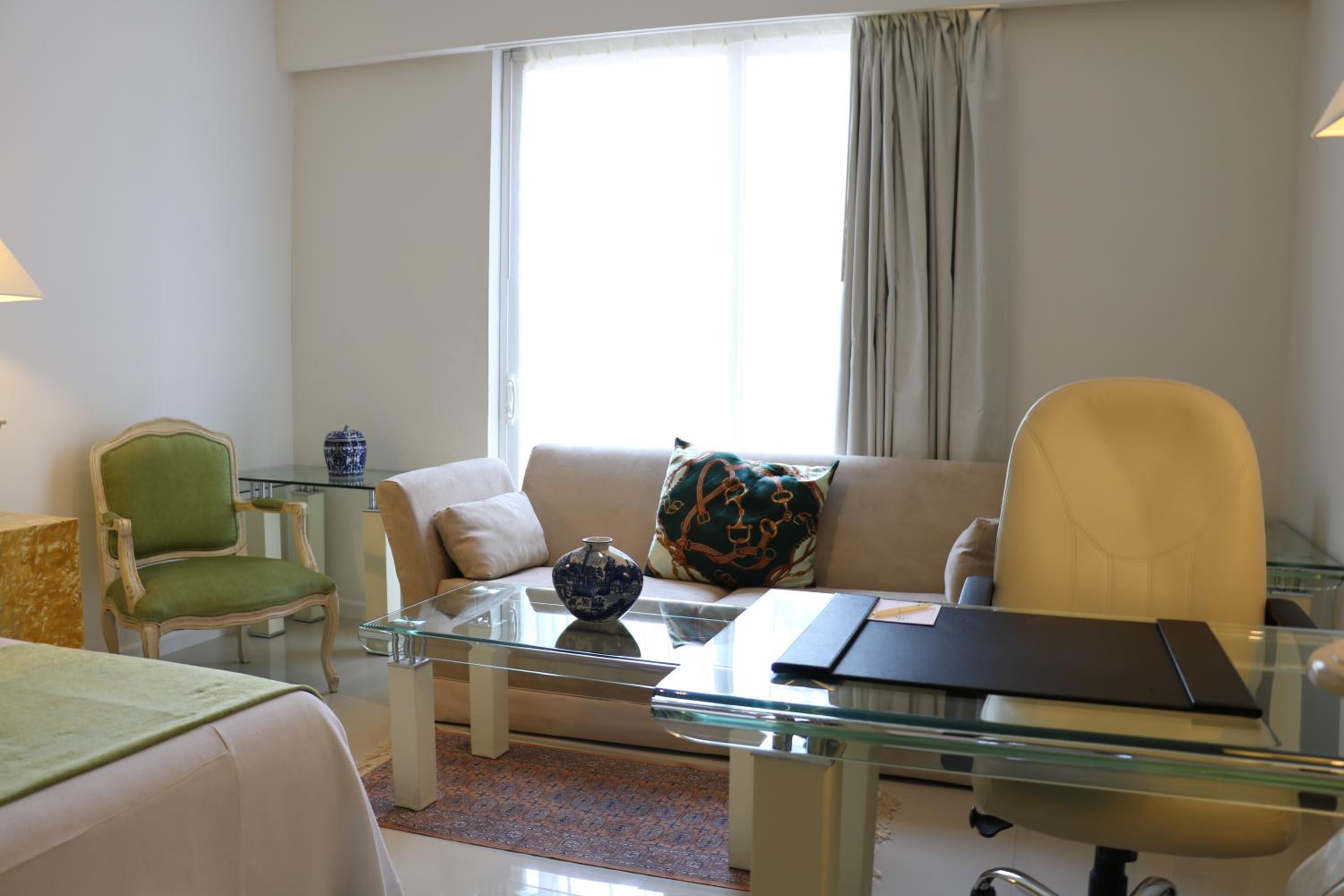 Grand King Room - Photo 2