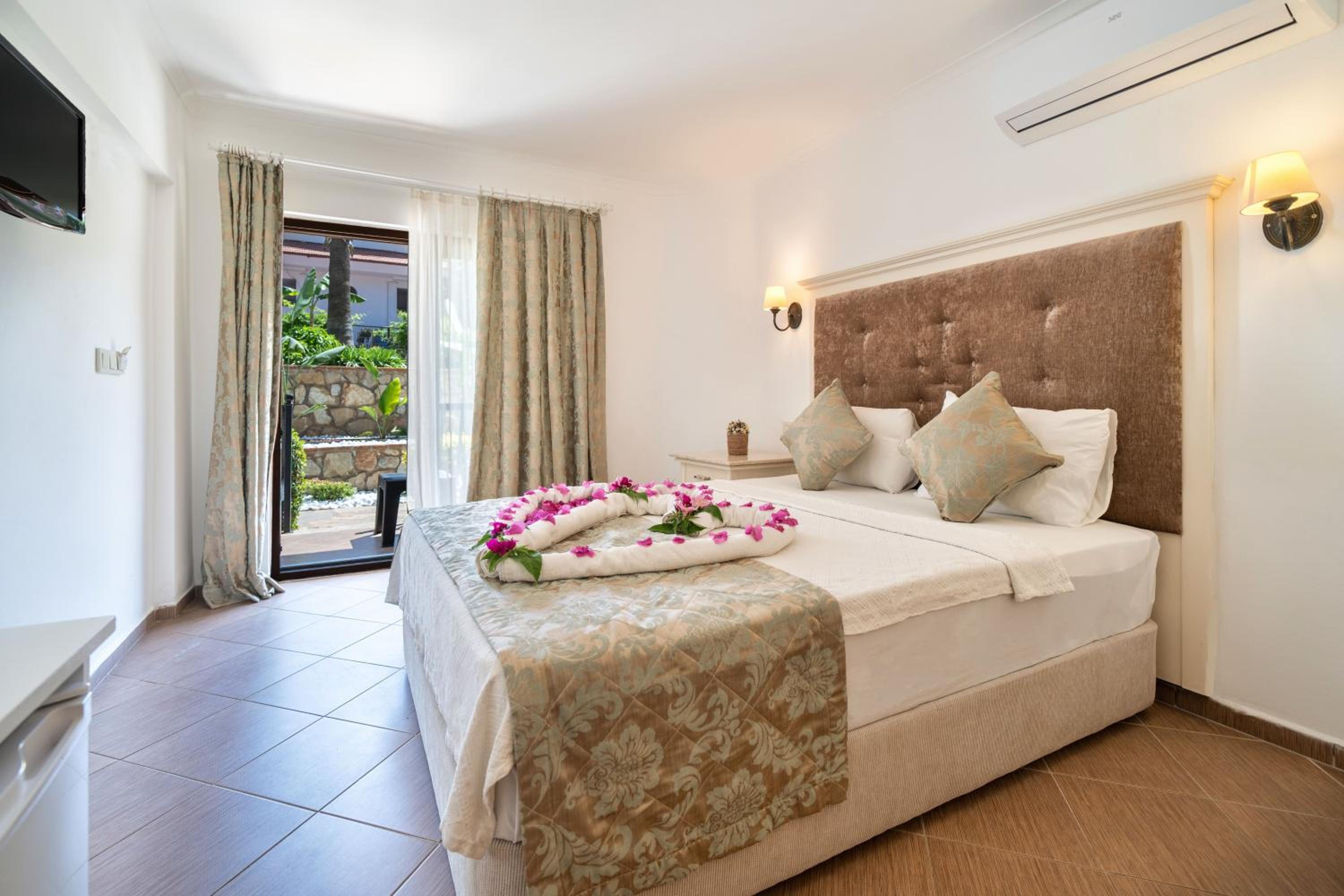 Budget Double Room photo 1