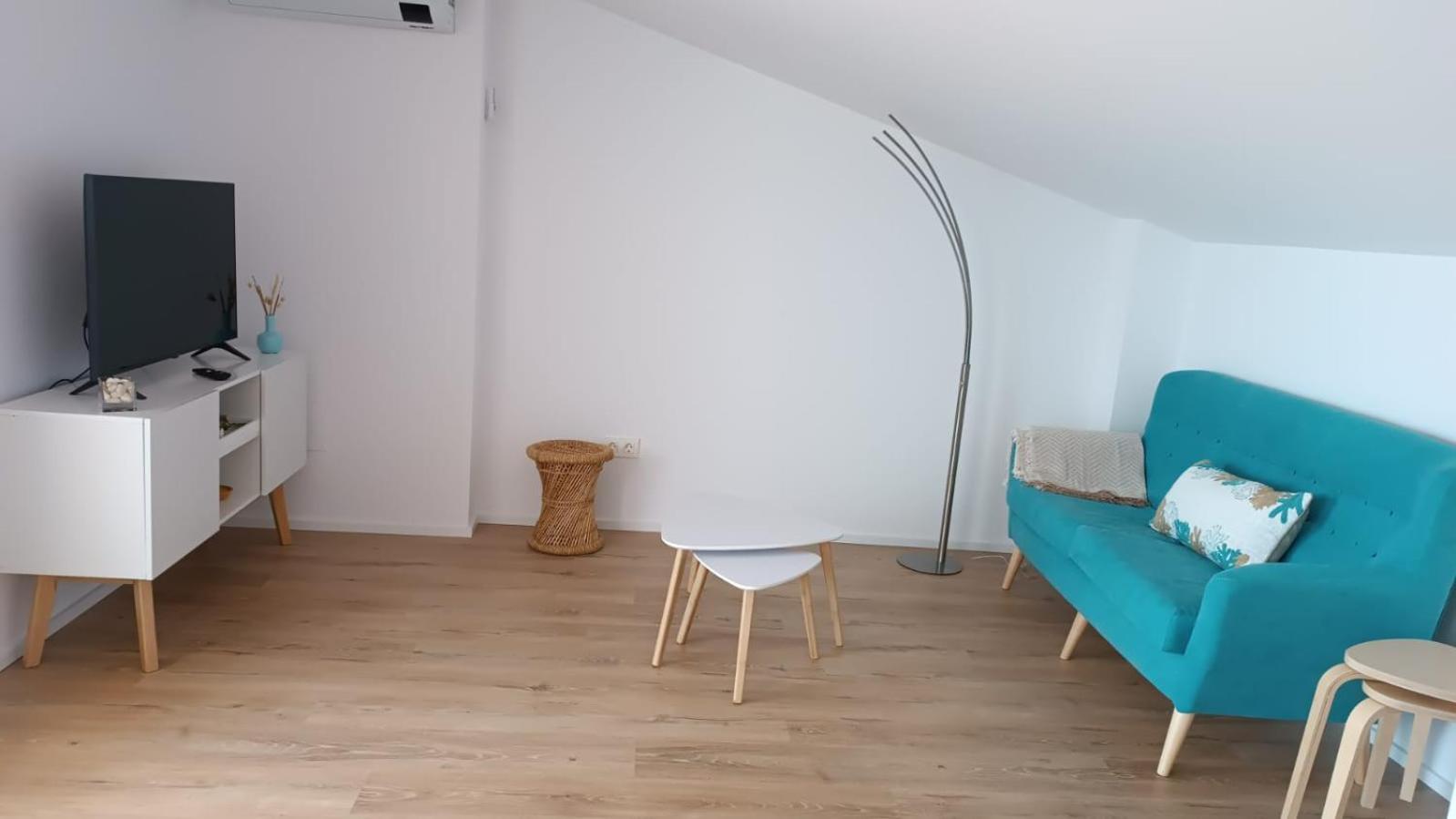 Two-Bedroom Apartment photo 2