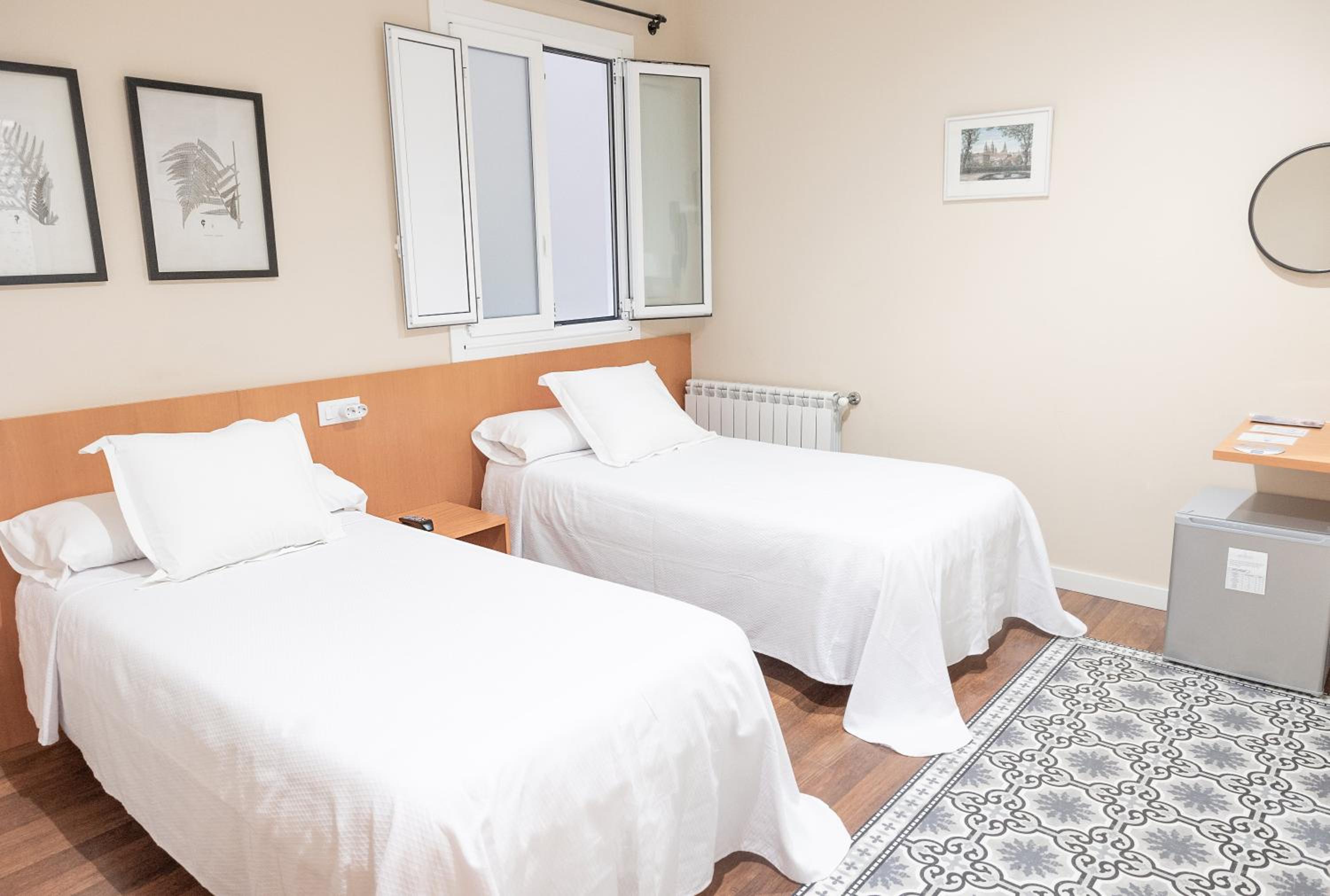 Habitación Estándar con Dos Camas Individuales