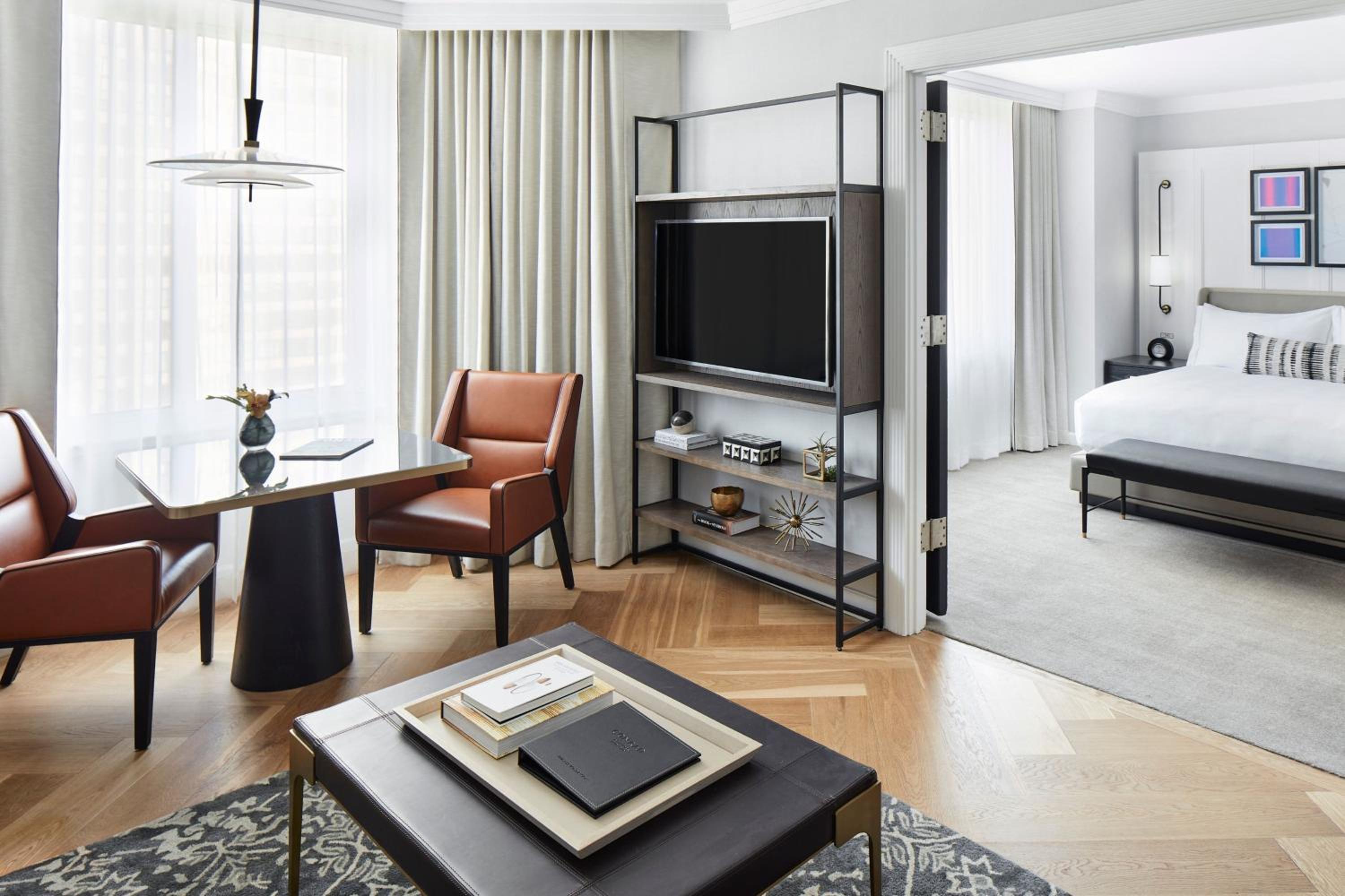One-Bedroom King Suite with Sofa Bed and City View