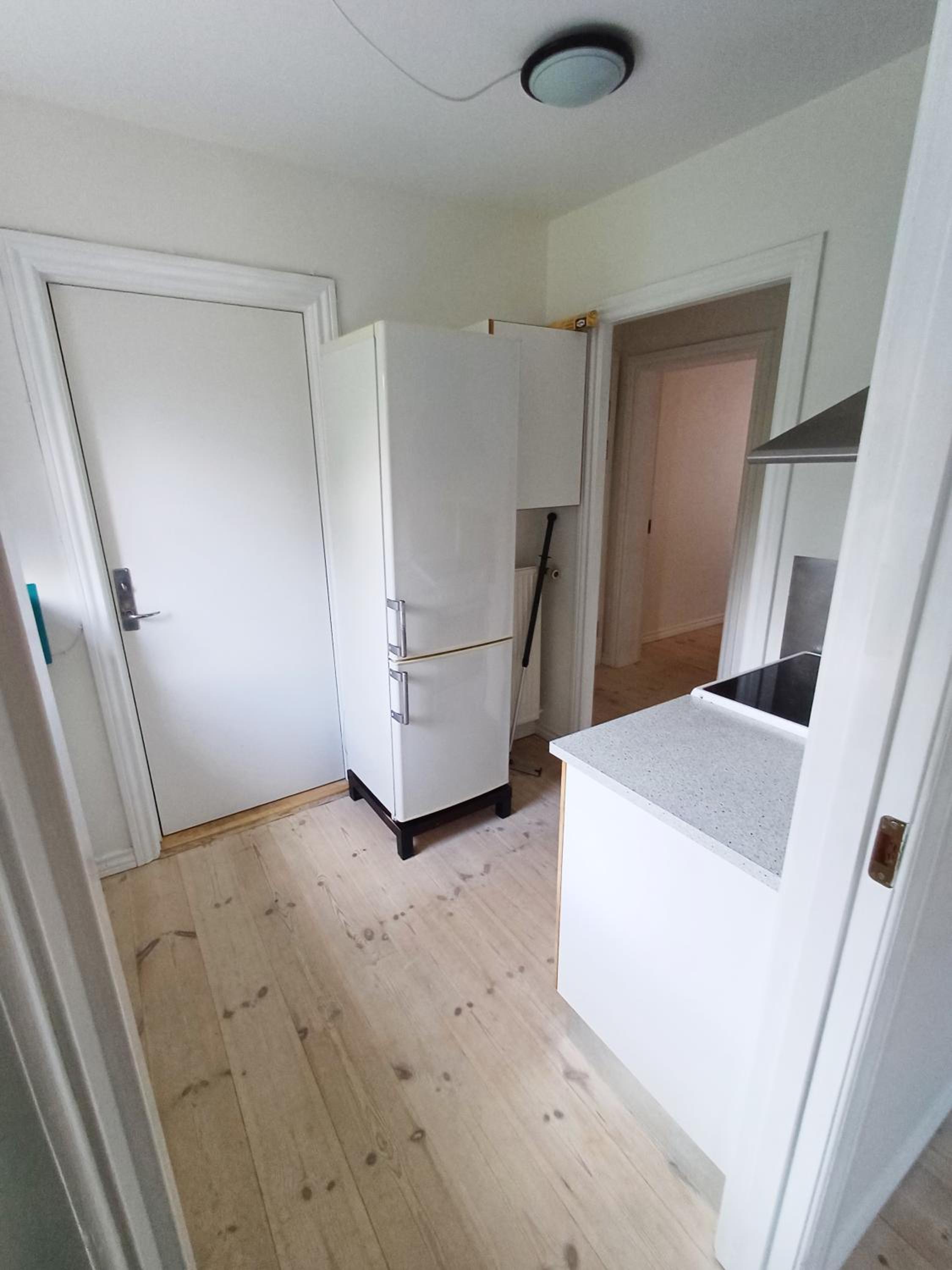 Apartment photo 2