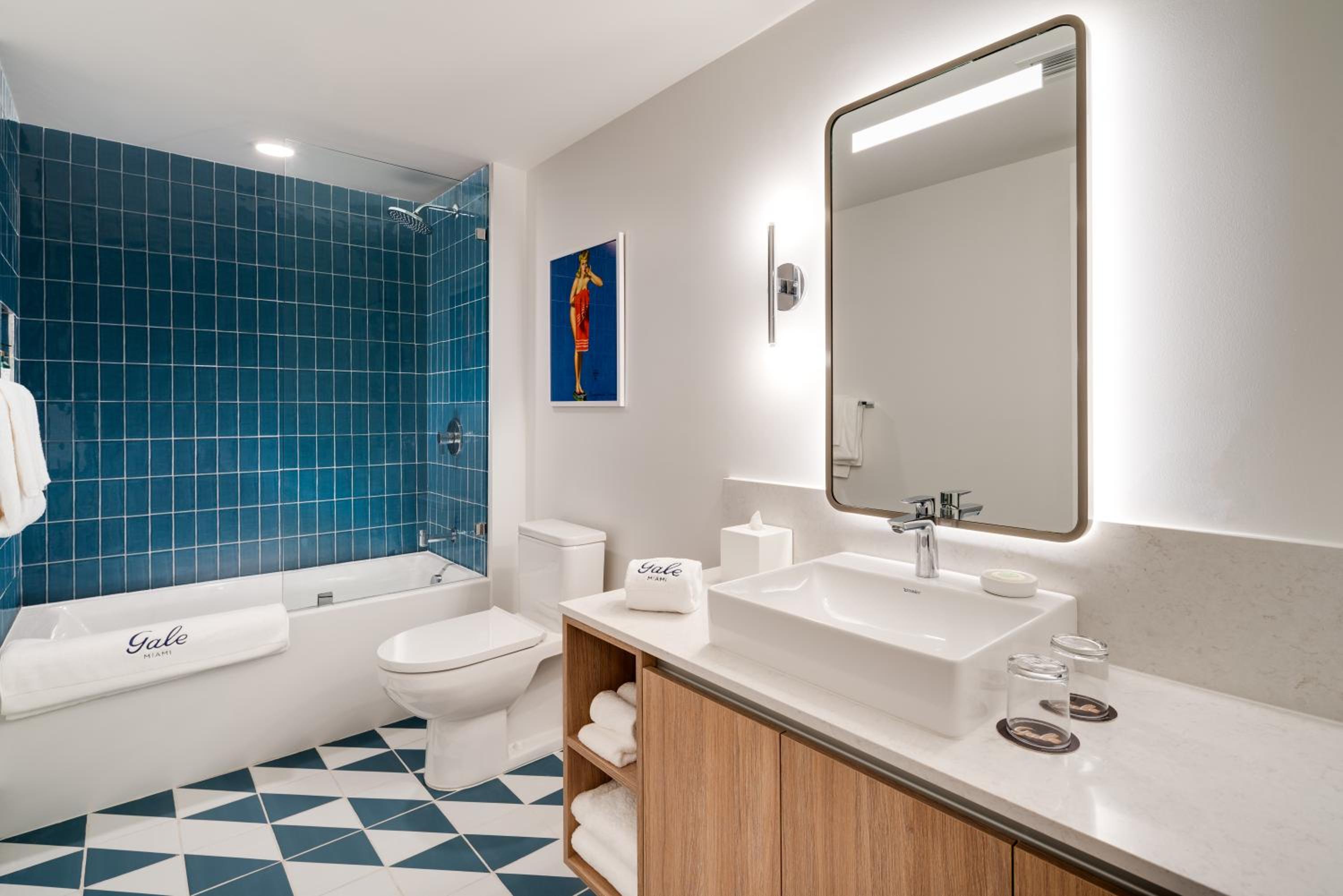 City view Two Bedroom Residences with Three Beds, Kitchen & Balcony