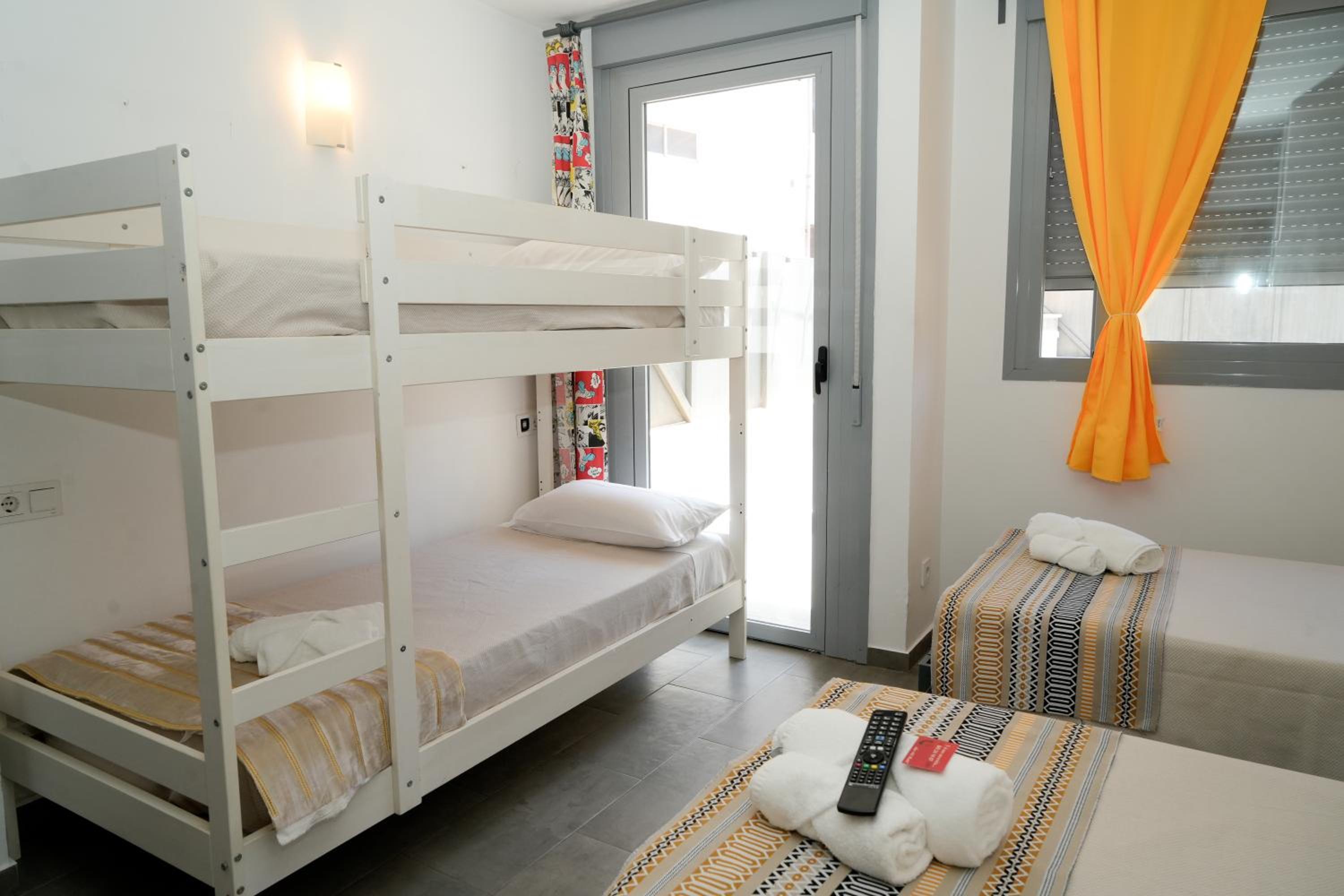 Quadruple Room with Private Bathroom