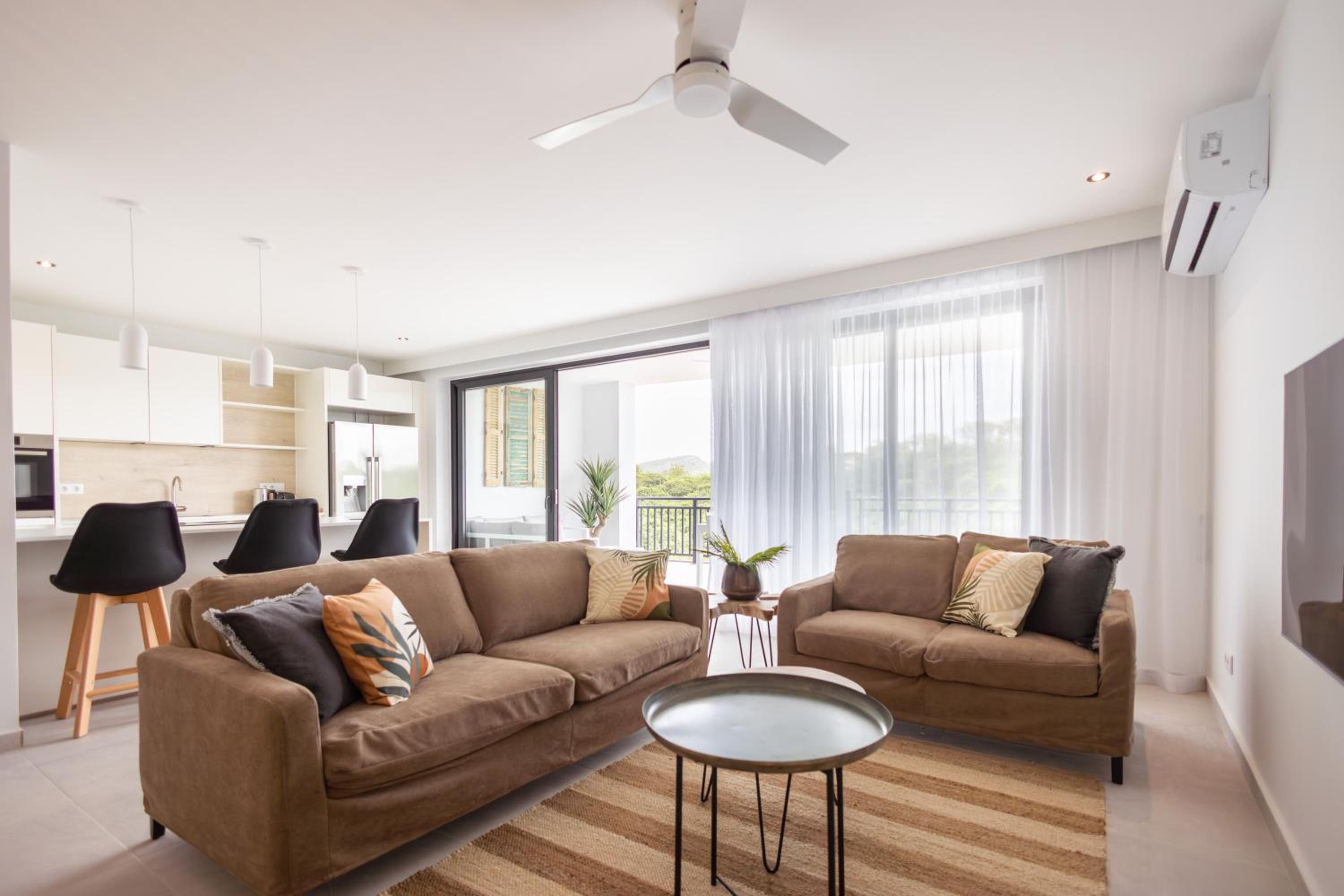 Apartment with Balcony