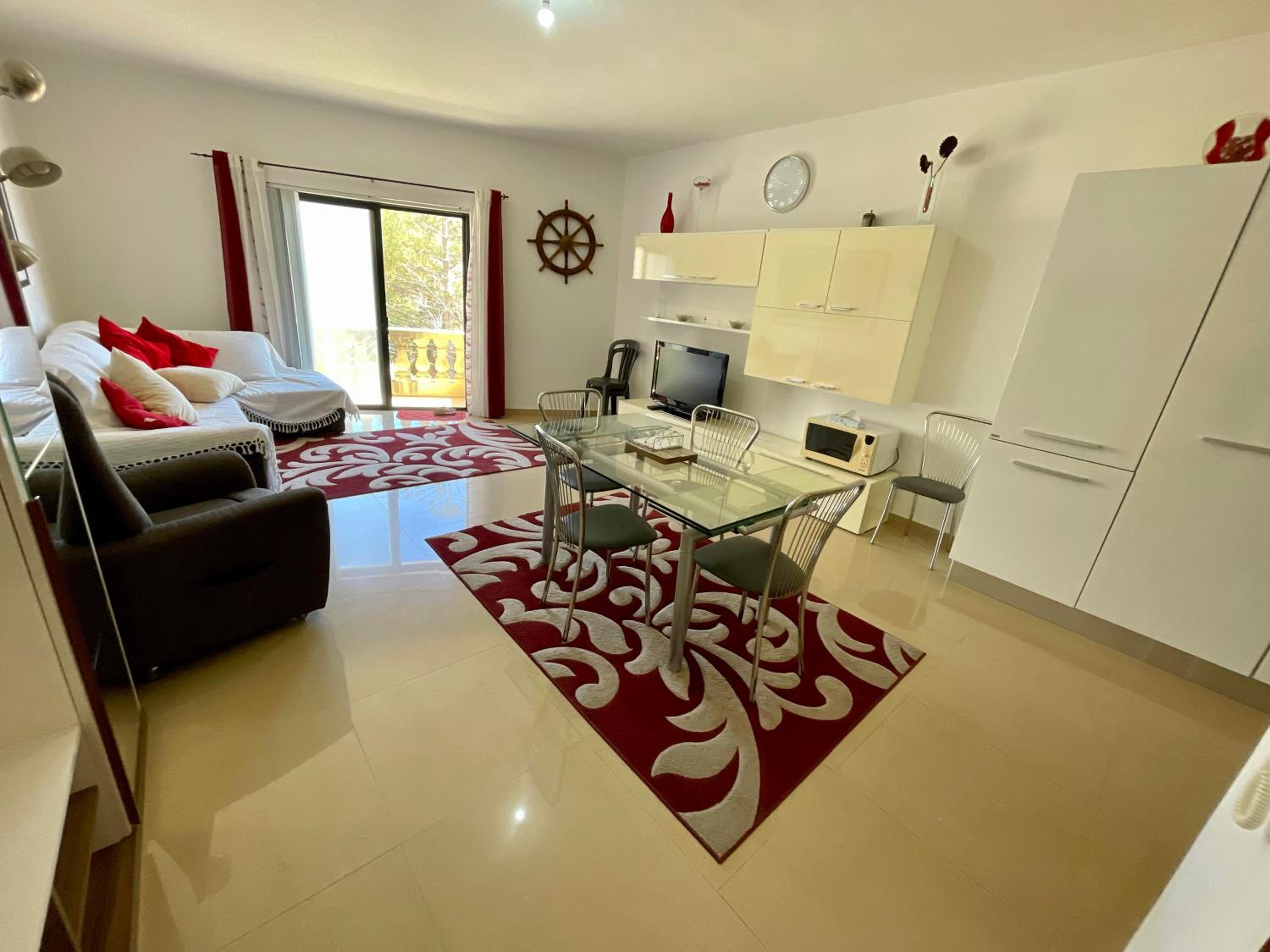 Three-Bedroom Apartment photo 1