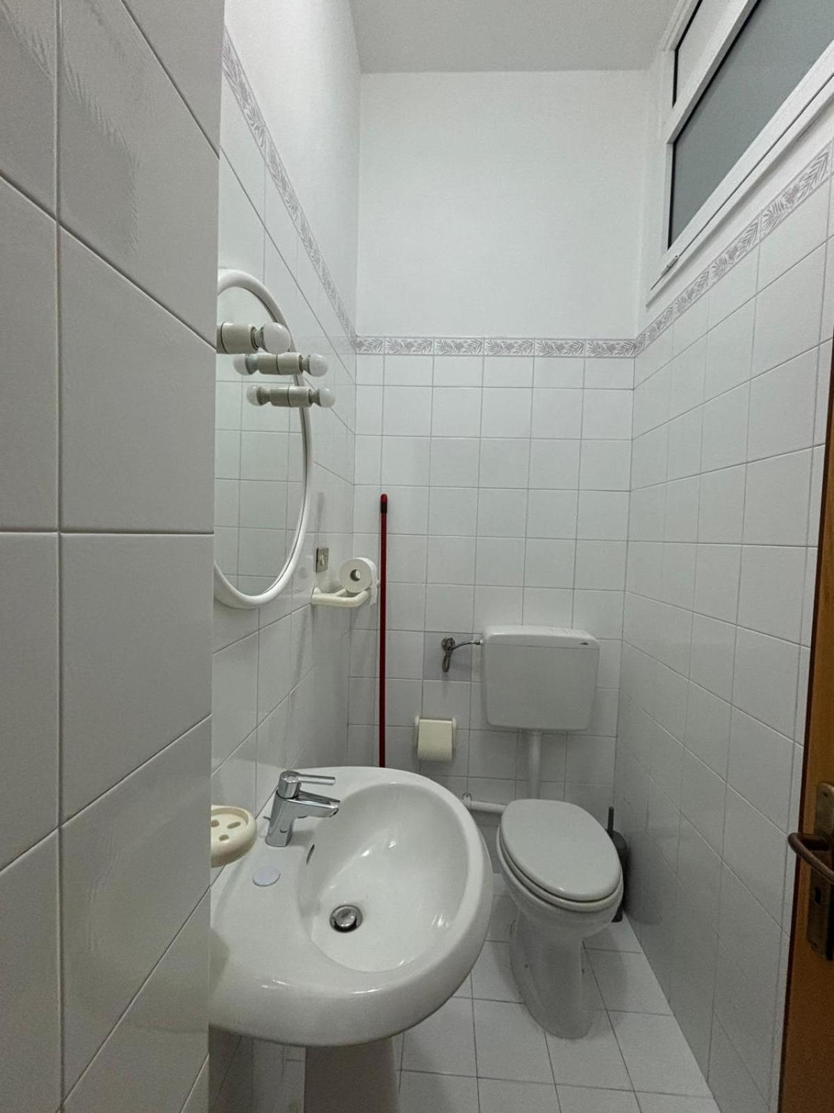 Three-Bedroom Apartment photo 2