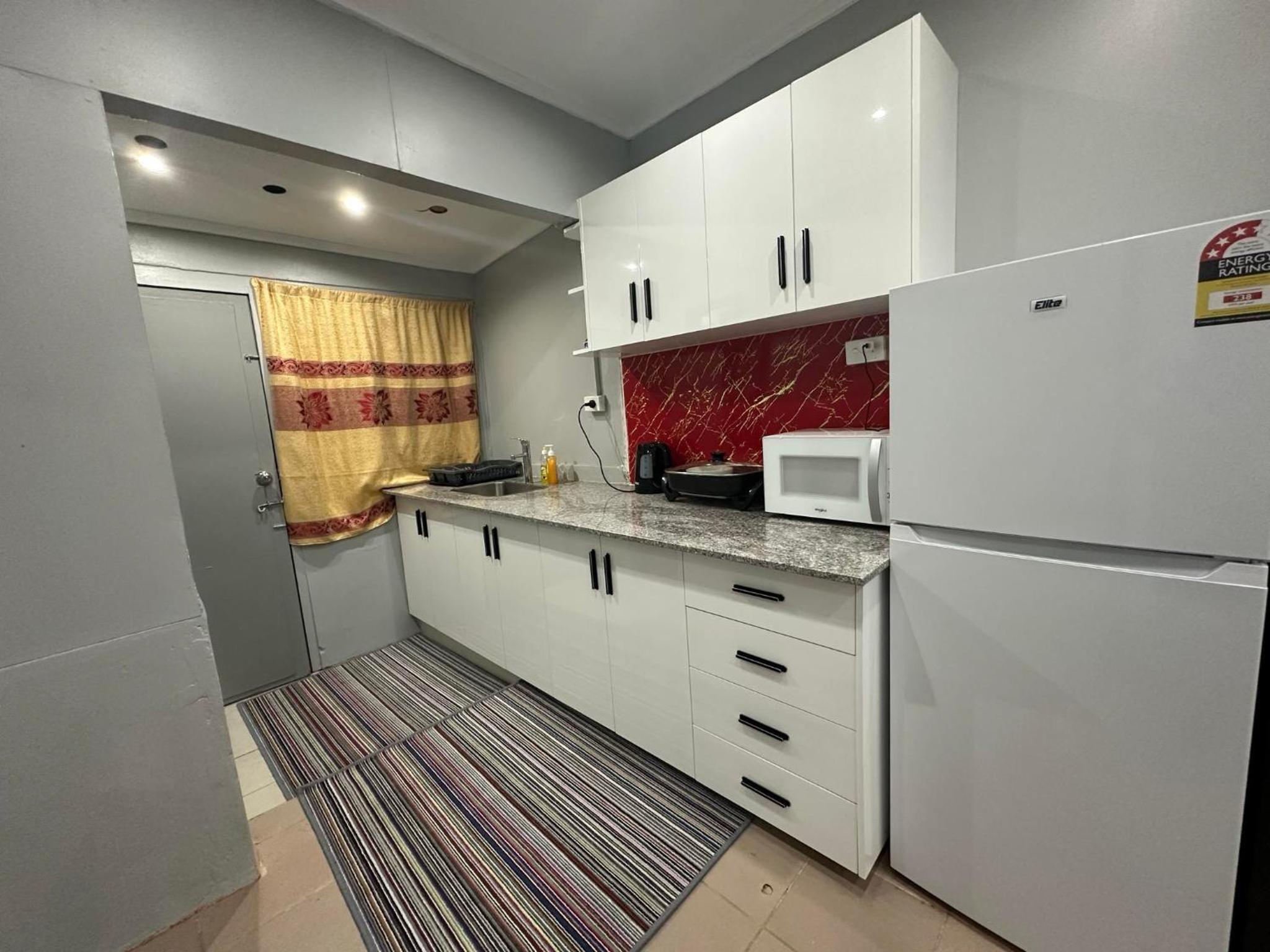 Budget Double Room photo 2
