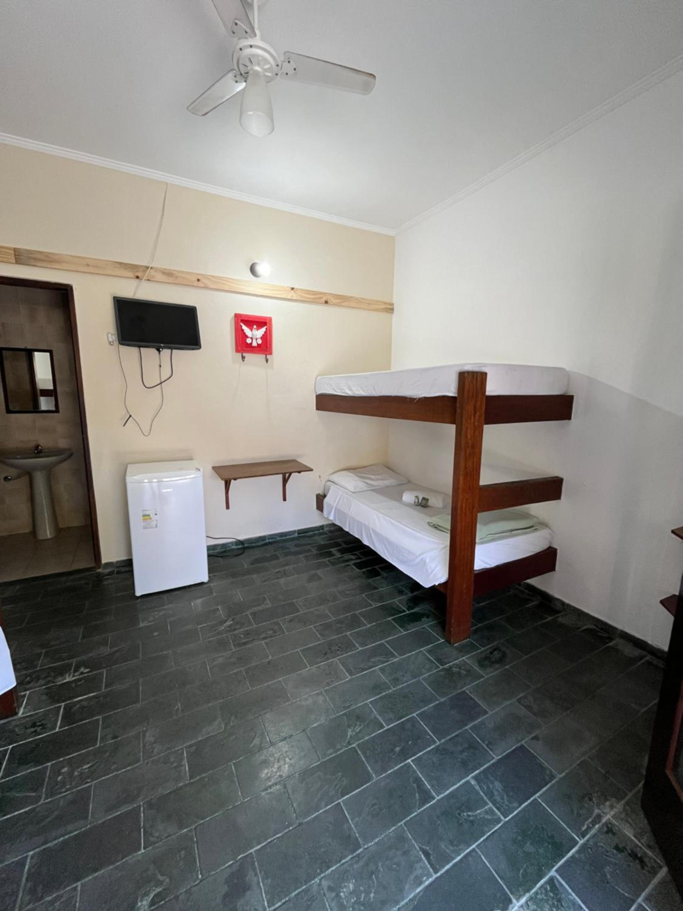 Classic Quadruple Room photo 3