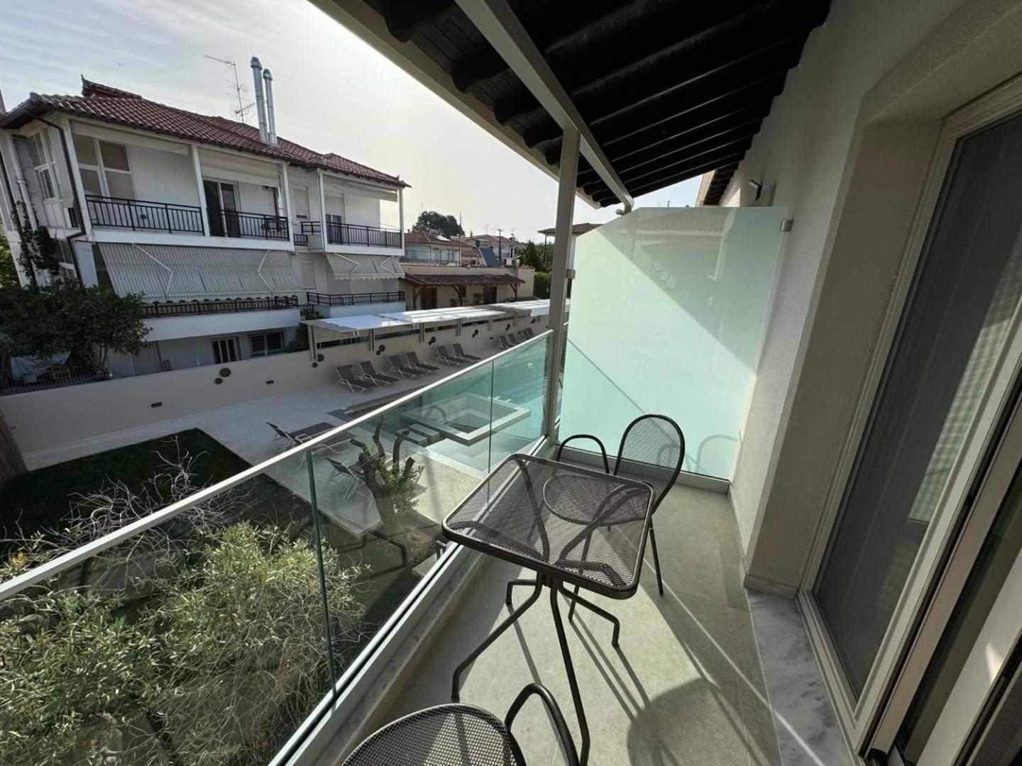 Double Room with Pool View