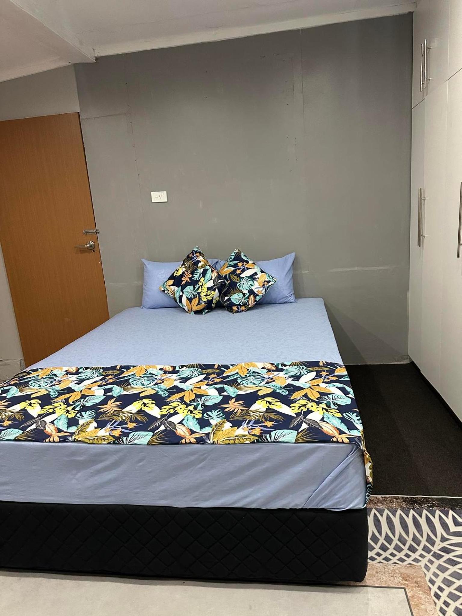Budget Double Room photo 3