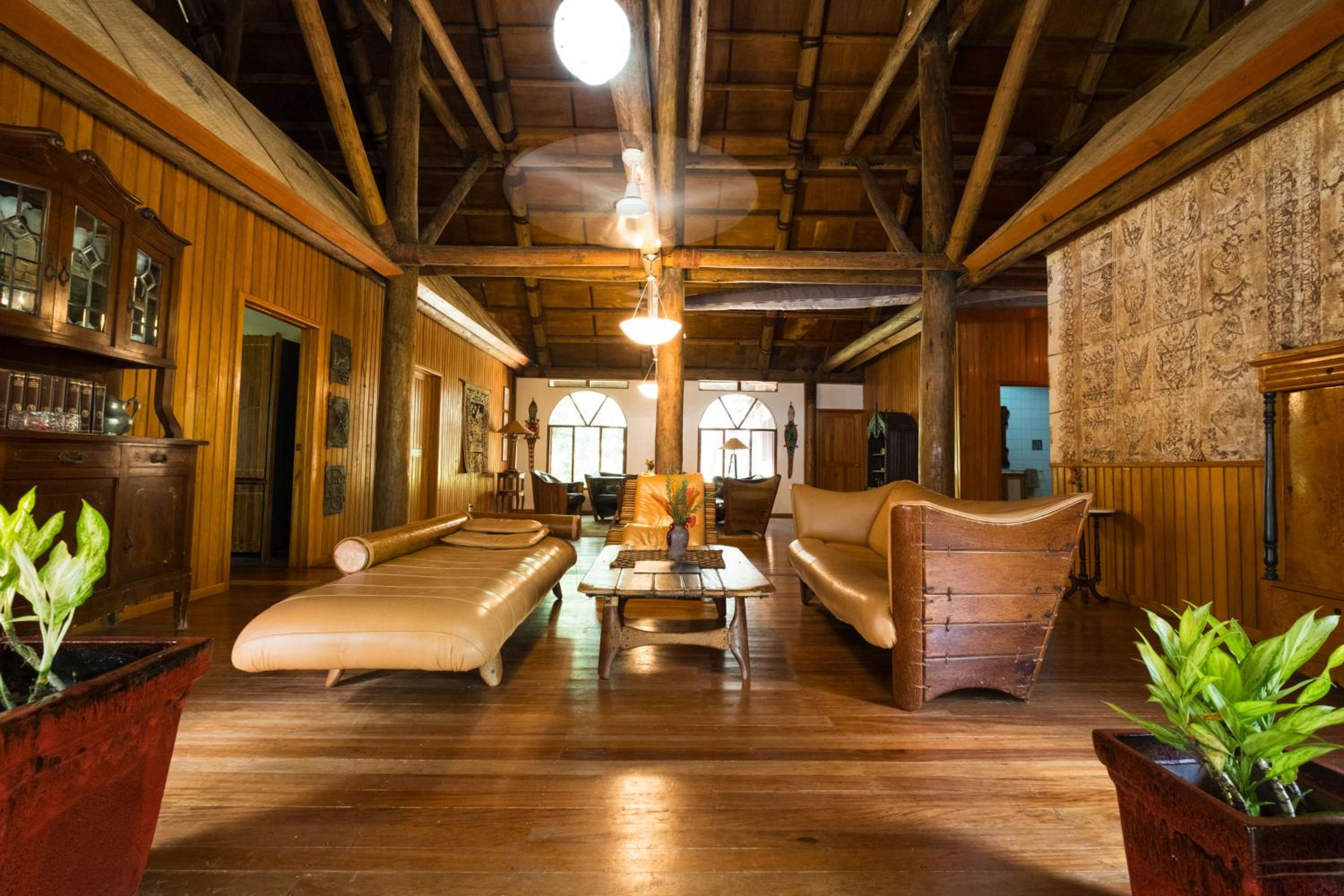 Three-Bedroom Villa photo 1