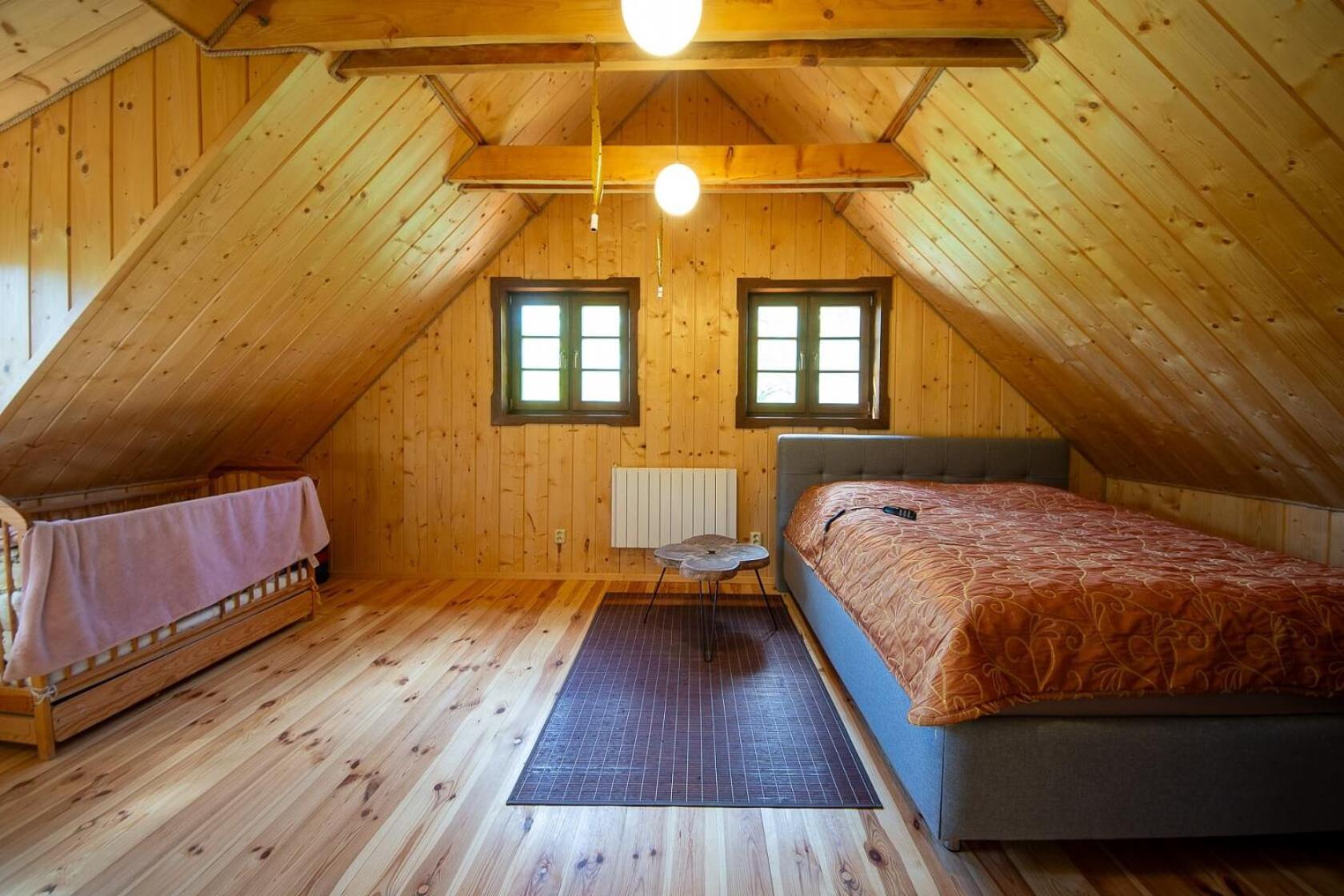Three-Bedroom House photo 3