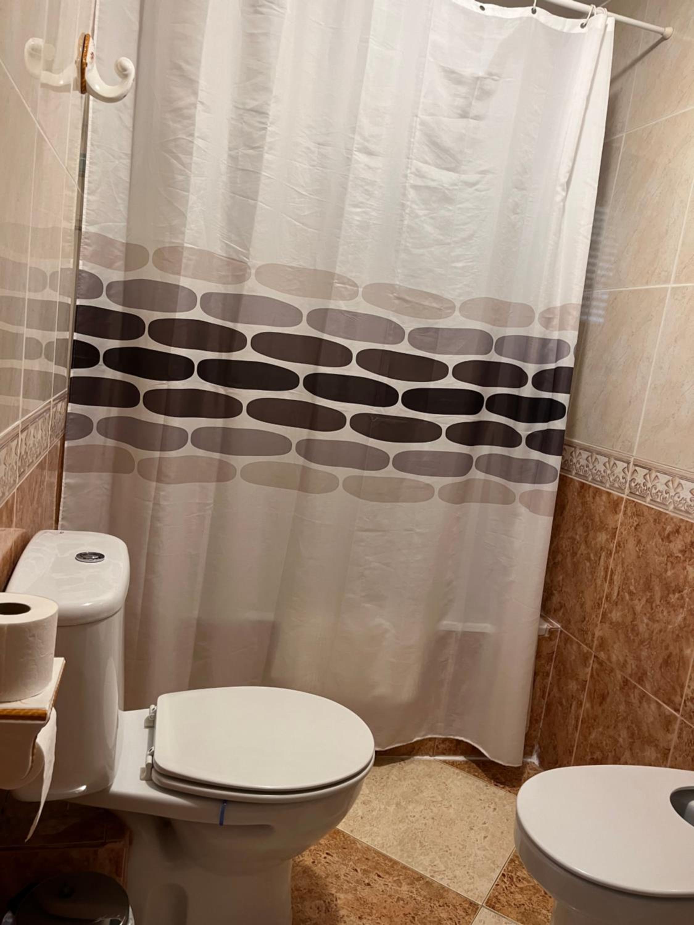 Standard Queen Room - Photo 3