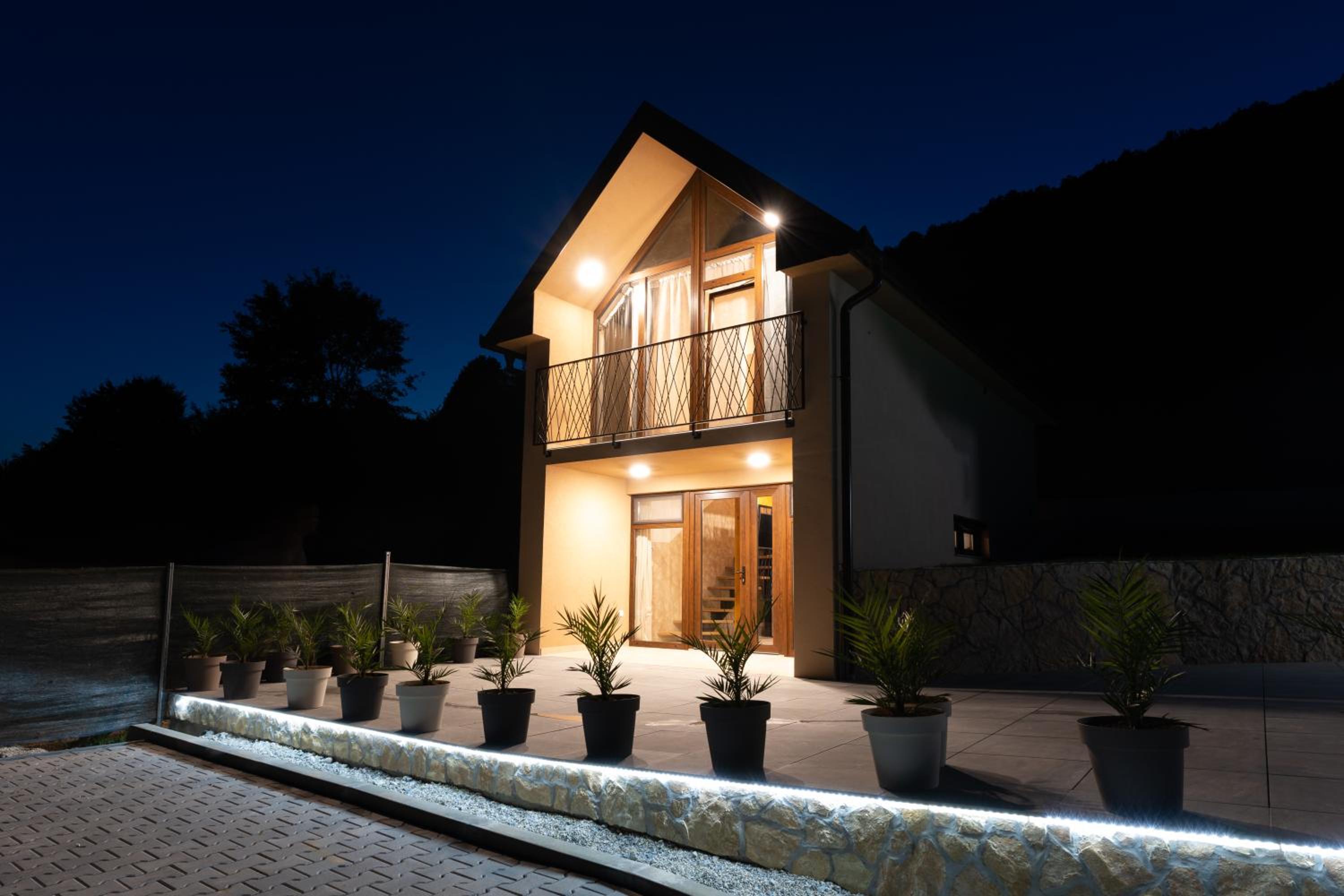 Villa photo 3