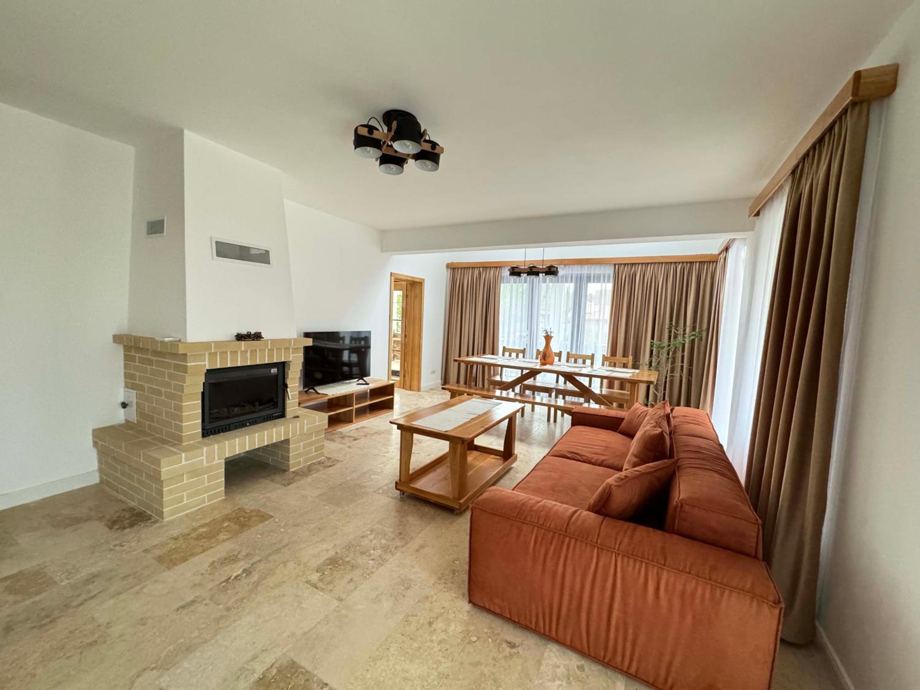 Villa photo 1