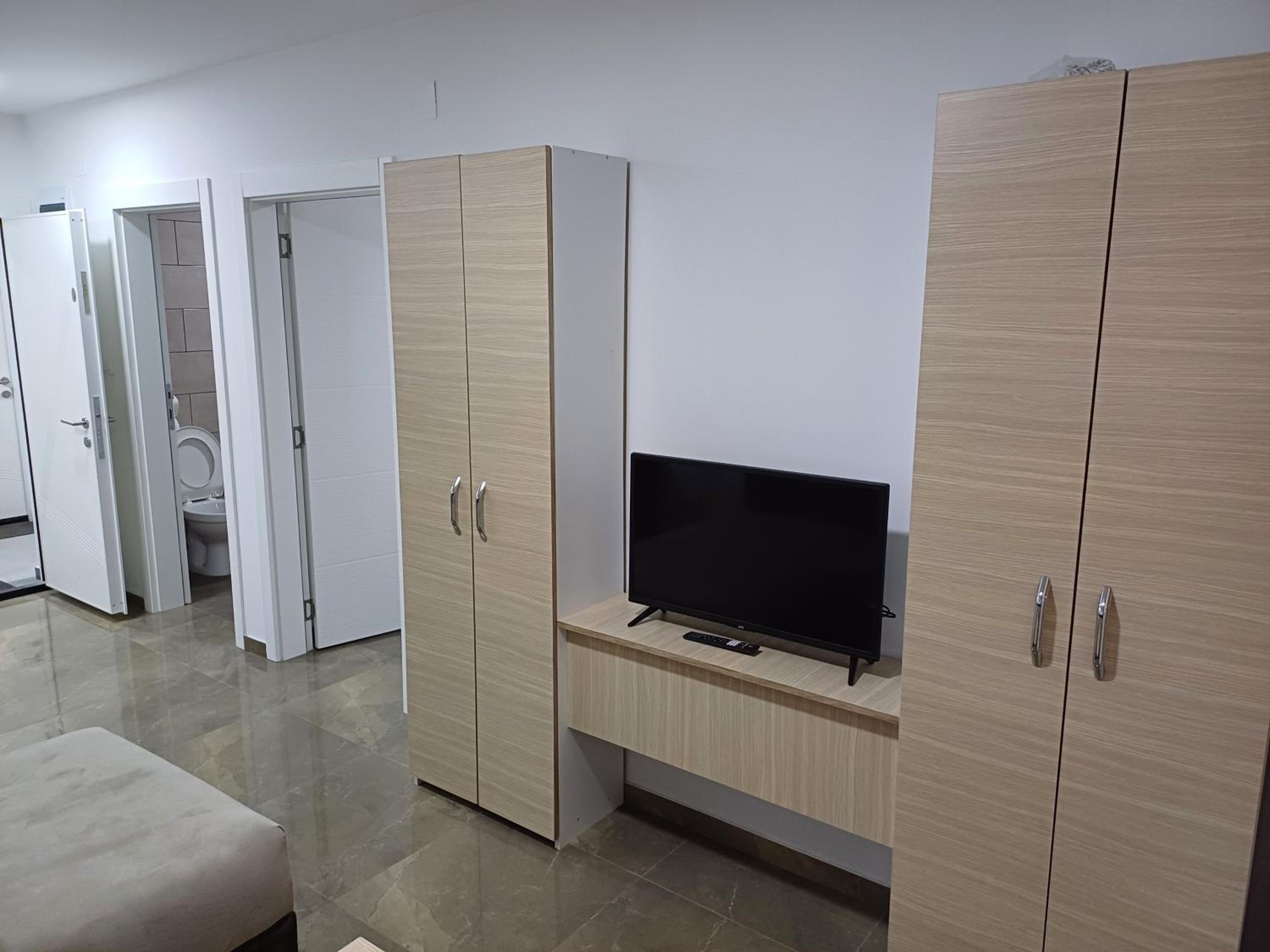 Apartment - Ground Floor photo 2