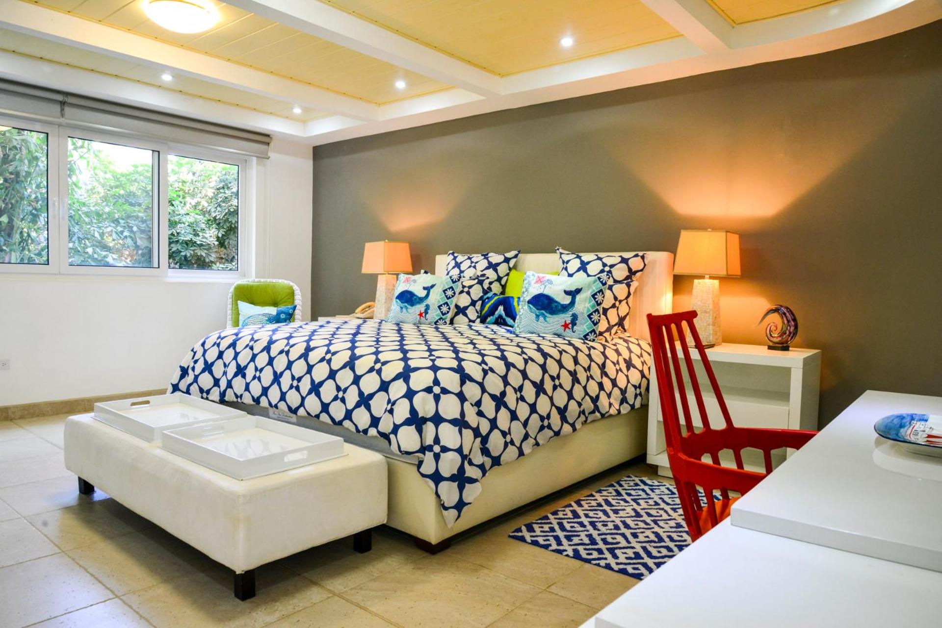 Villa photo 1