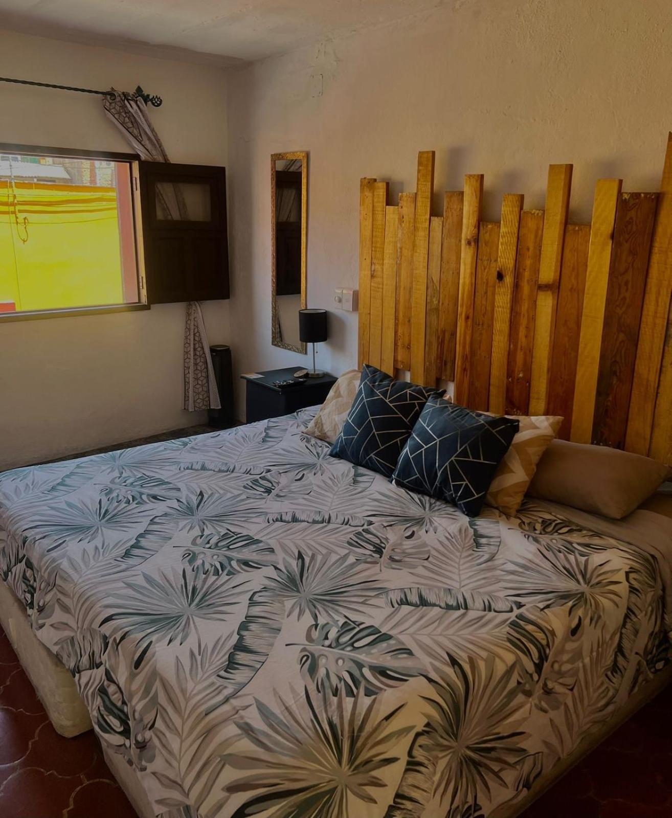 Deluxe Double or Twin Room photo 1