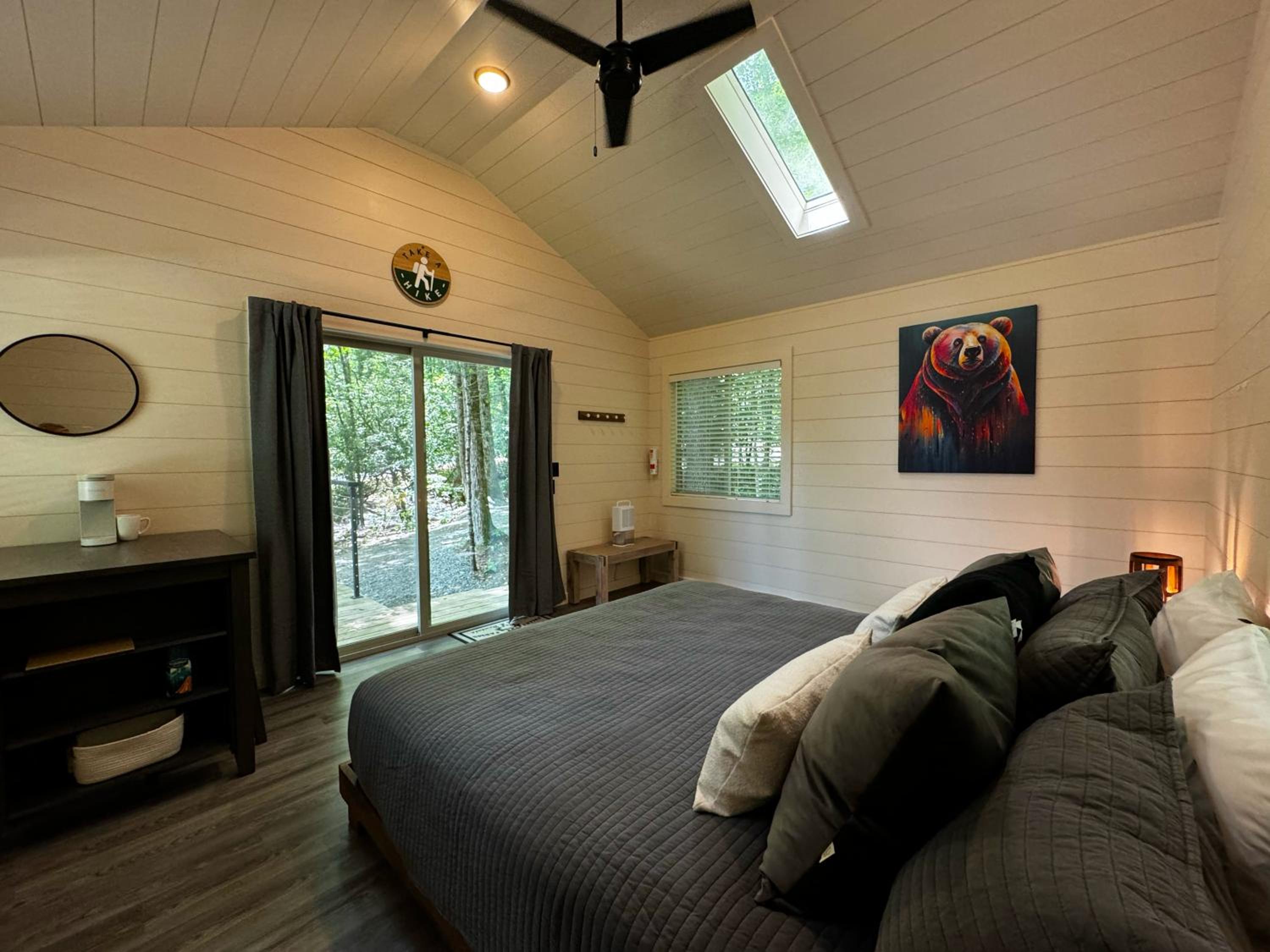 Double Room with Shared Bathroom photo 3
