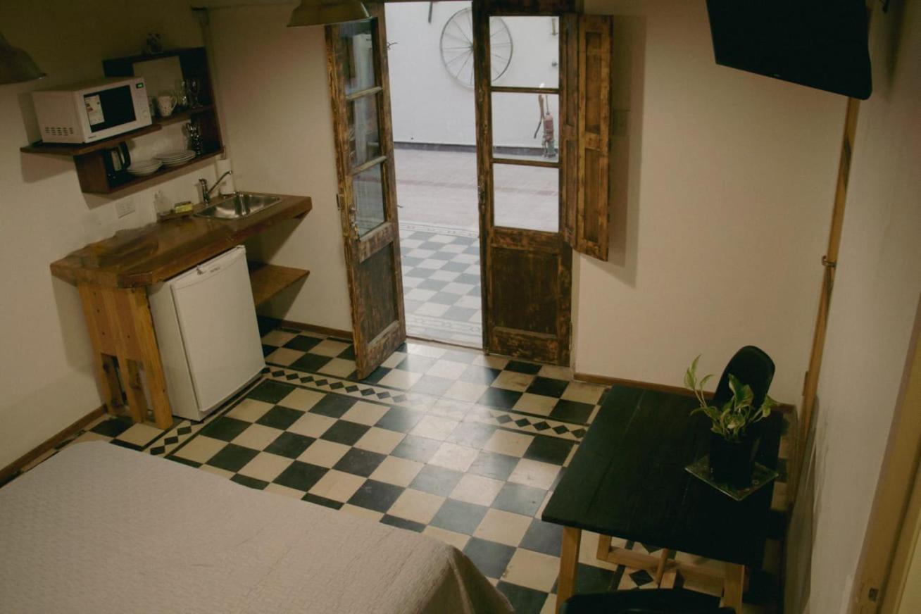 Double or Twin Room with Private Bathroom photo 2