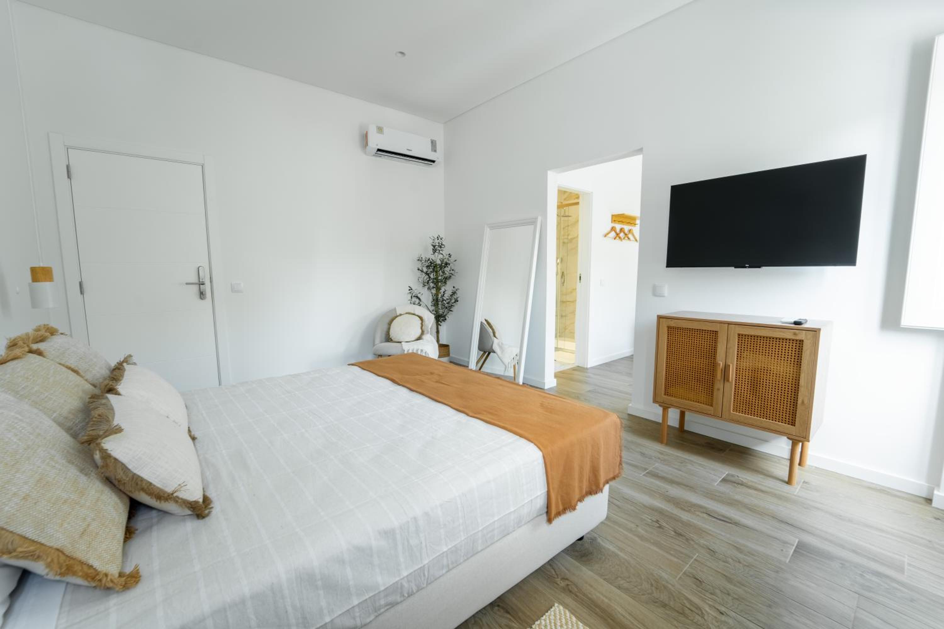 Superior King Room photo 1