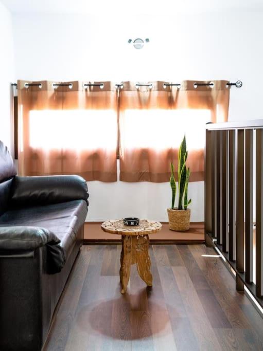One-Bedroom House photo 2