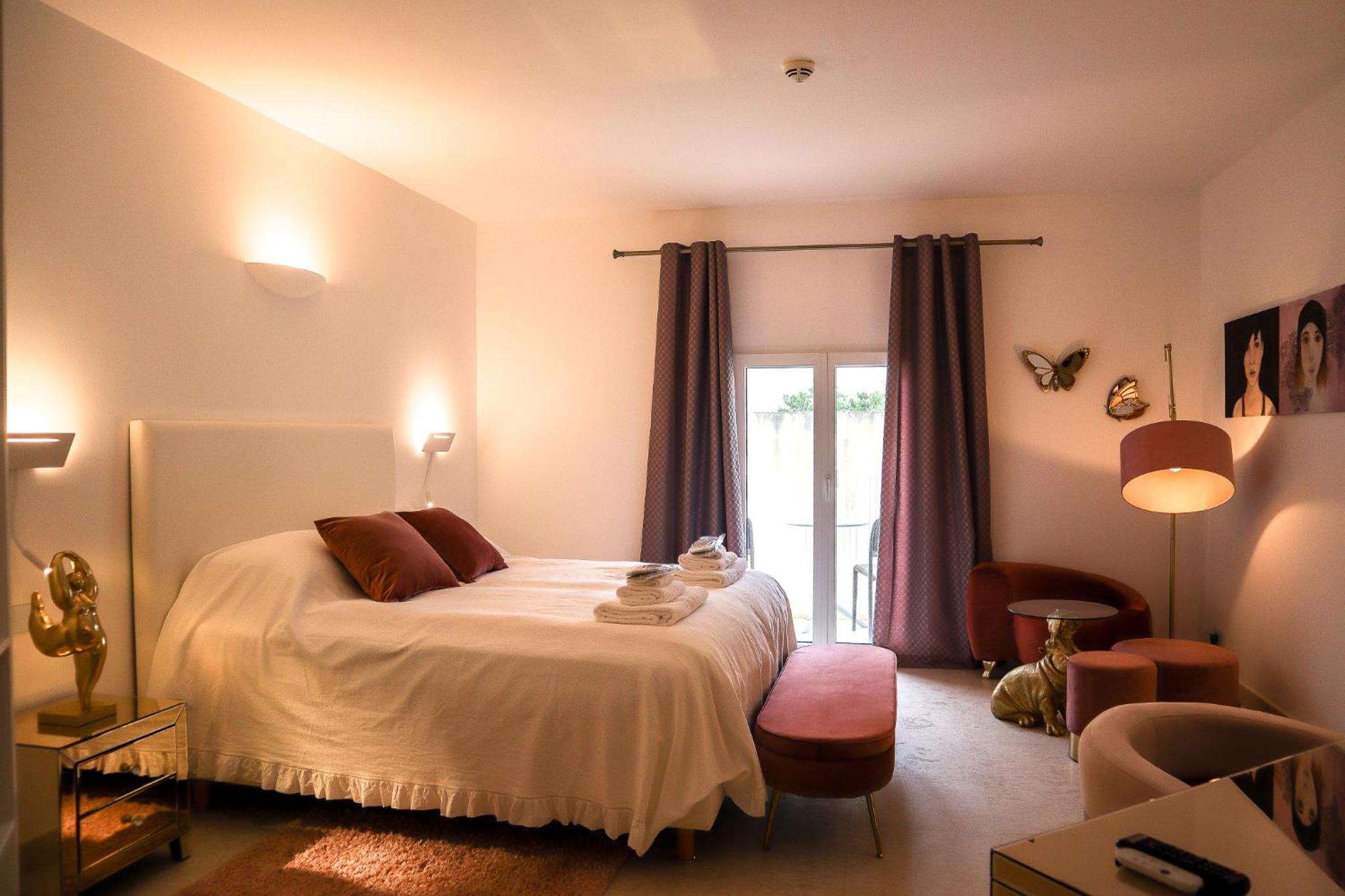 Deluxe Double Room photo 3