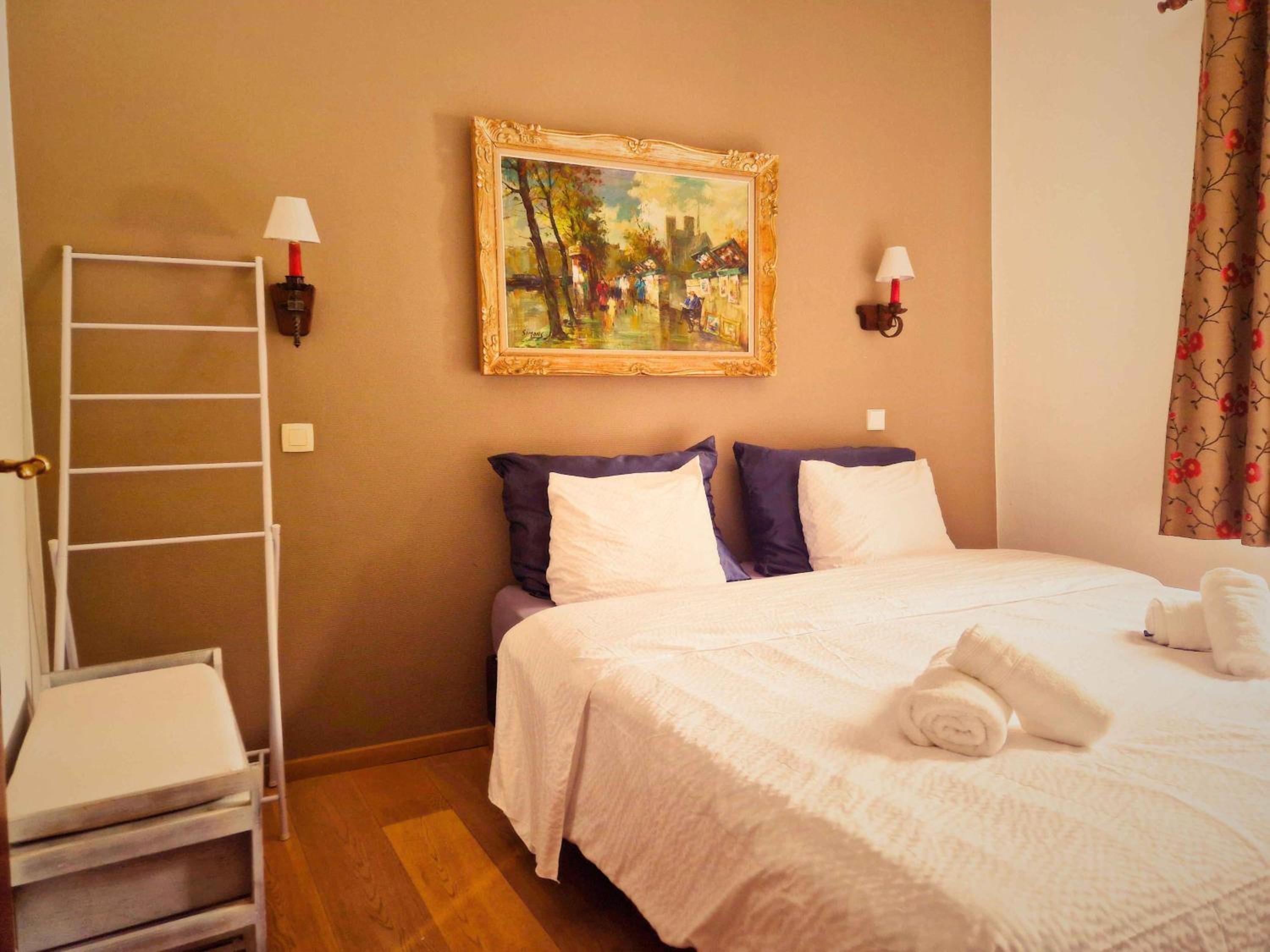 Double Room with Private Bathroom photo 2