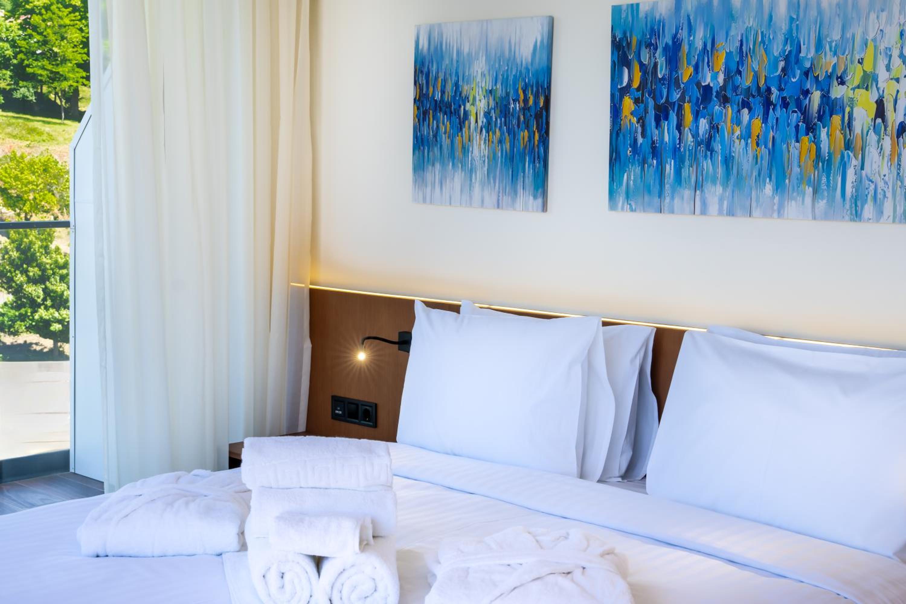 Deluxe Double Room with Balcony