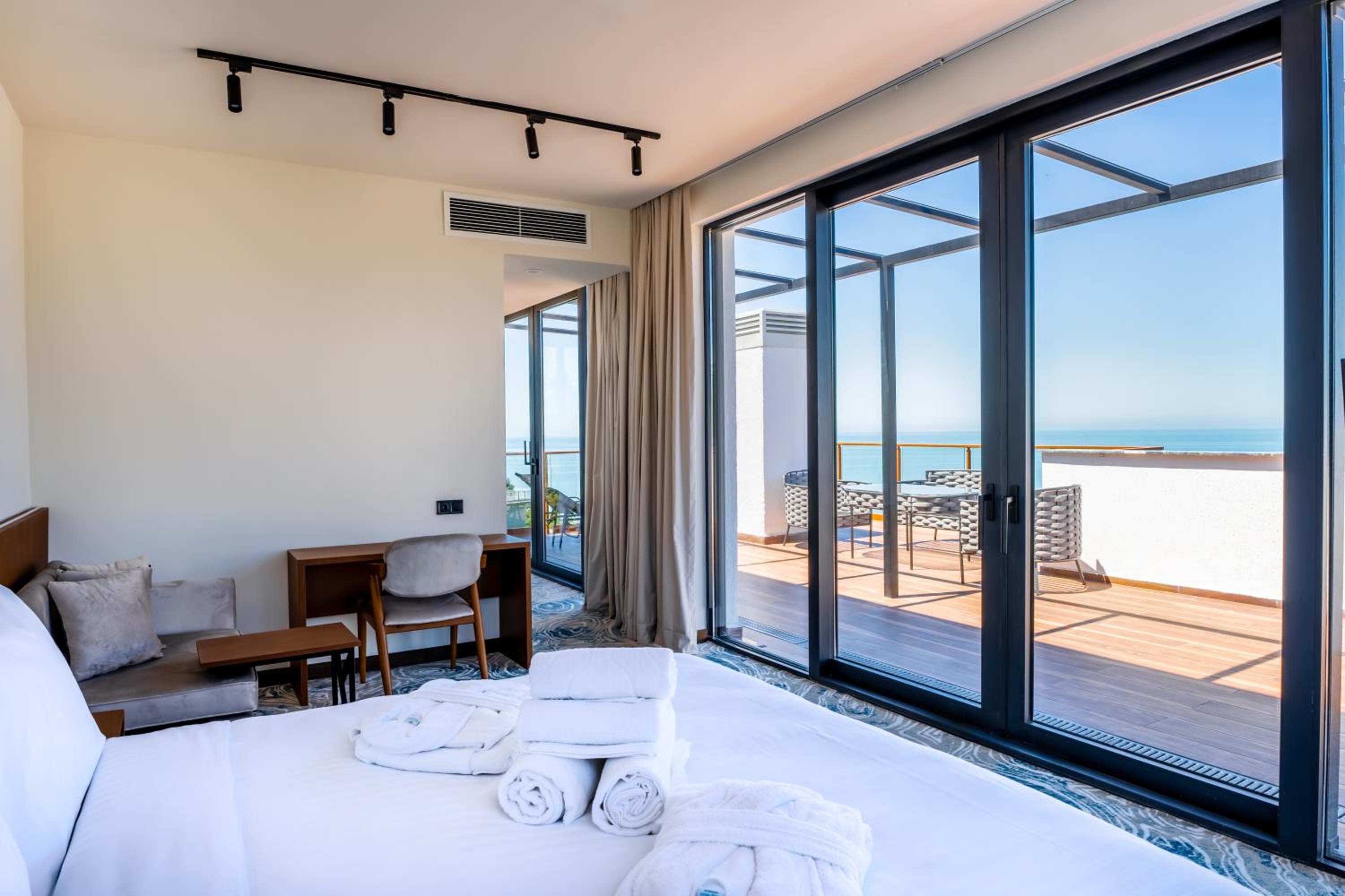 Junior Suite with Terrace