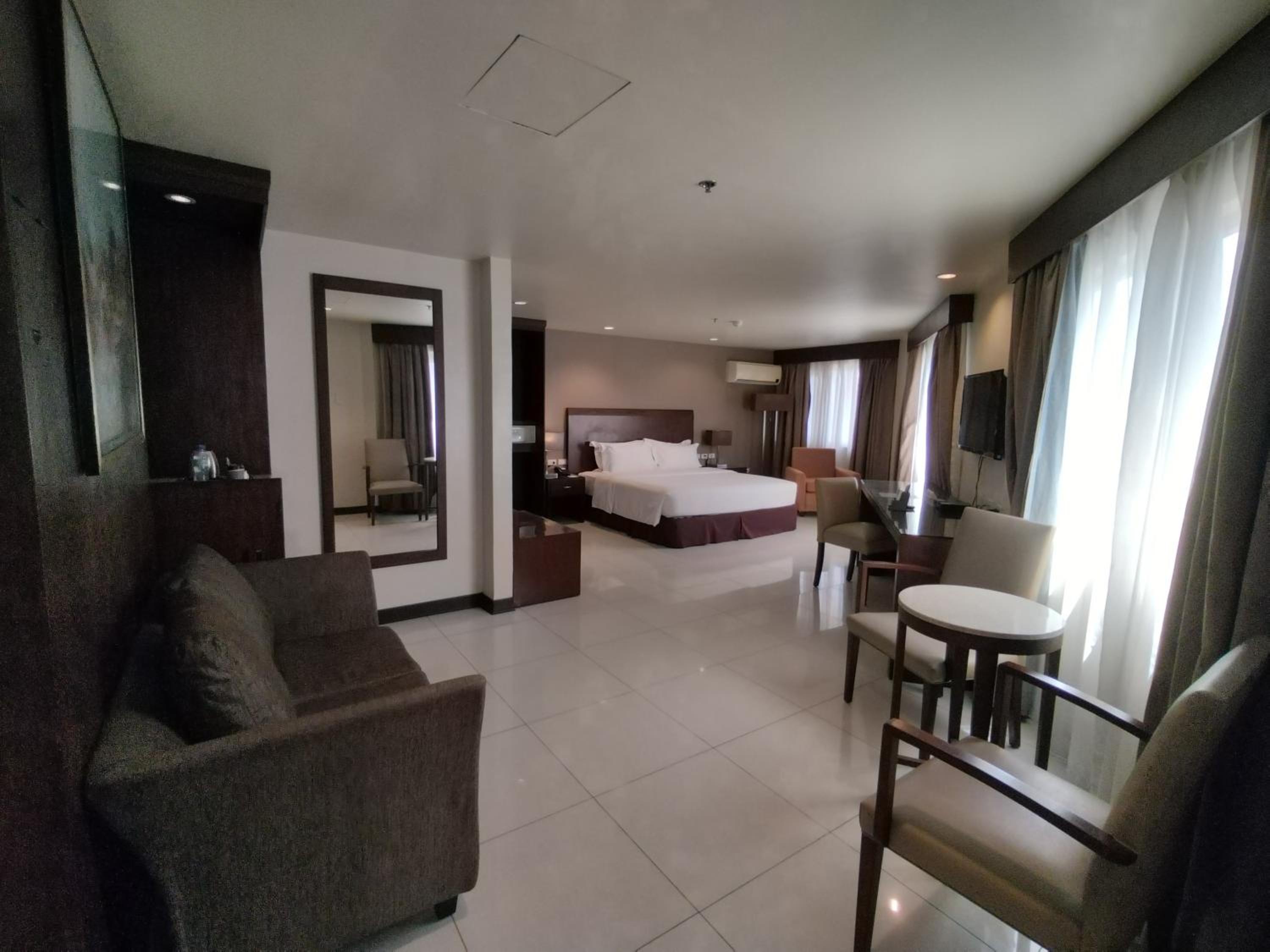 Executive Suite