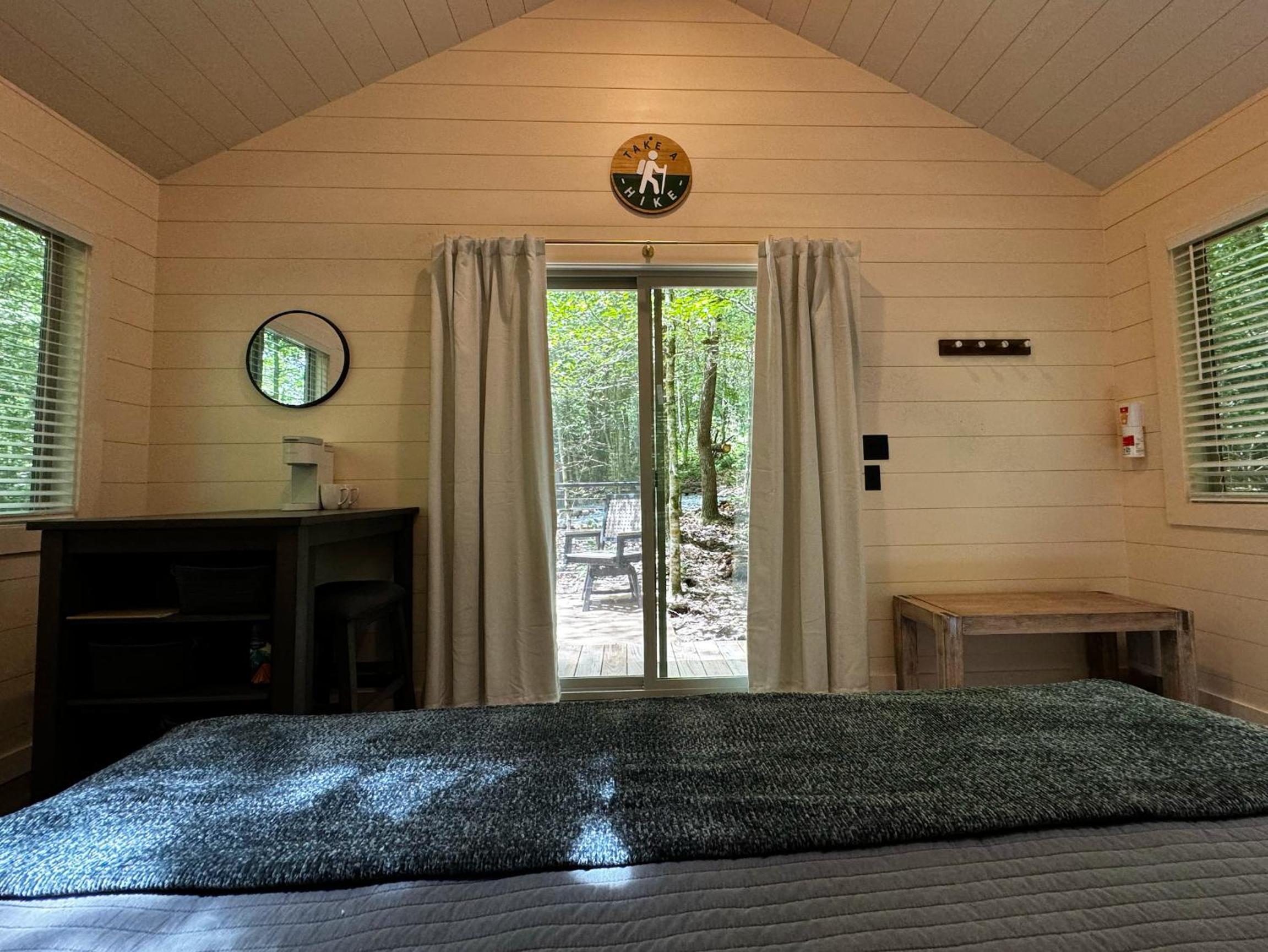 Double Room with Shared Bathroom photo 3