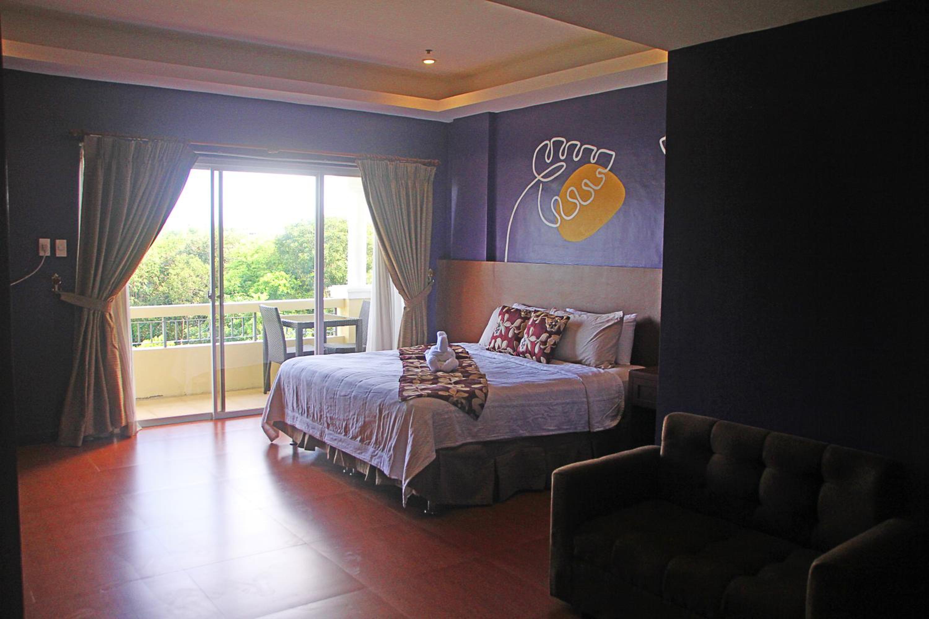 Deluxe Double Room with Balcony and Sea View photo 1