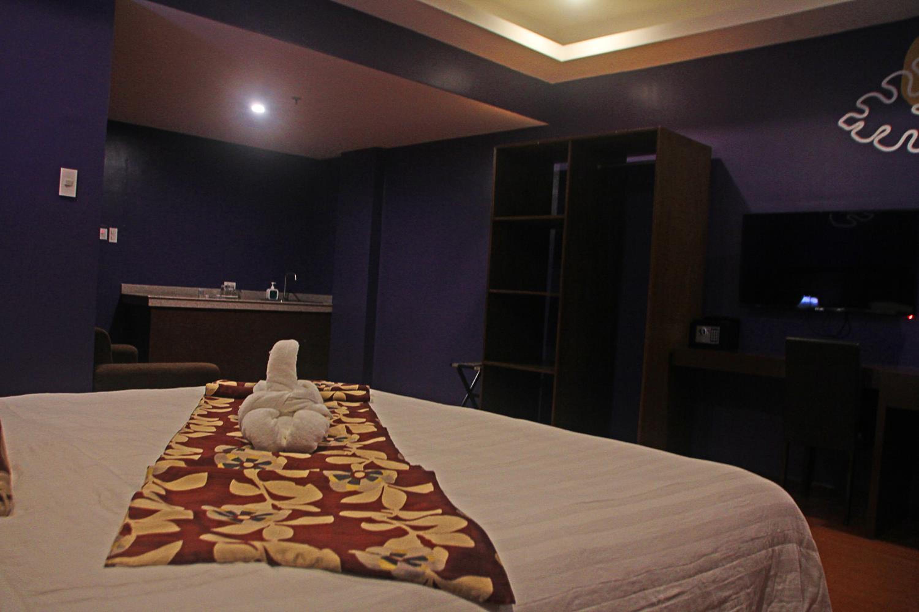Deluxe Double Room with Balcony and Sea View photo 2