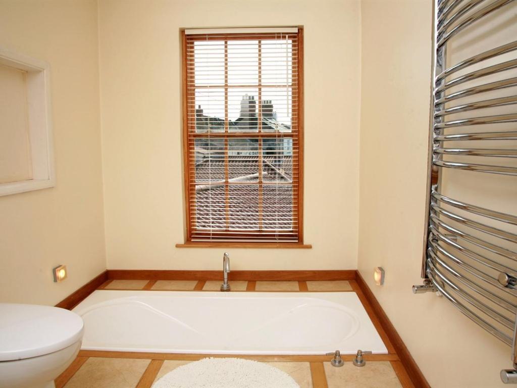 Superior Quadruple Room photo 3