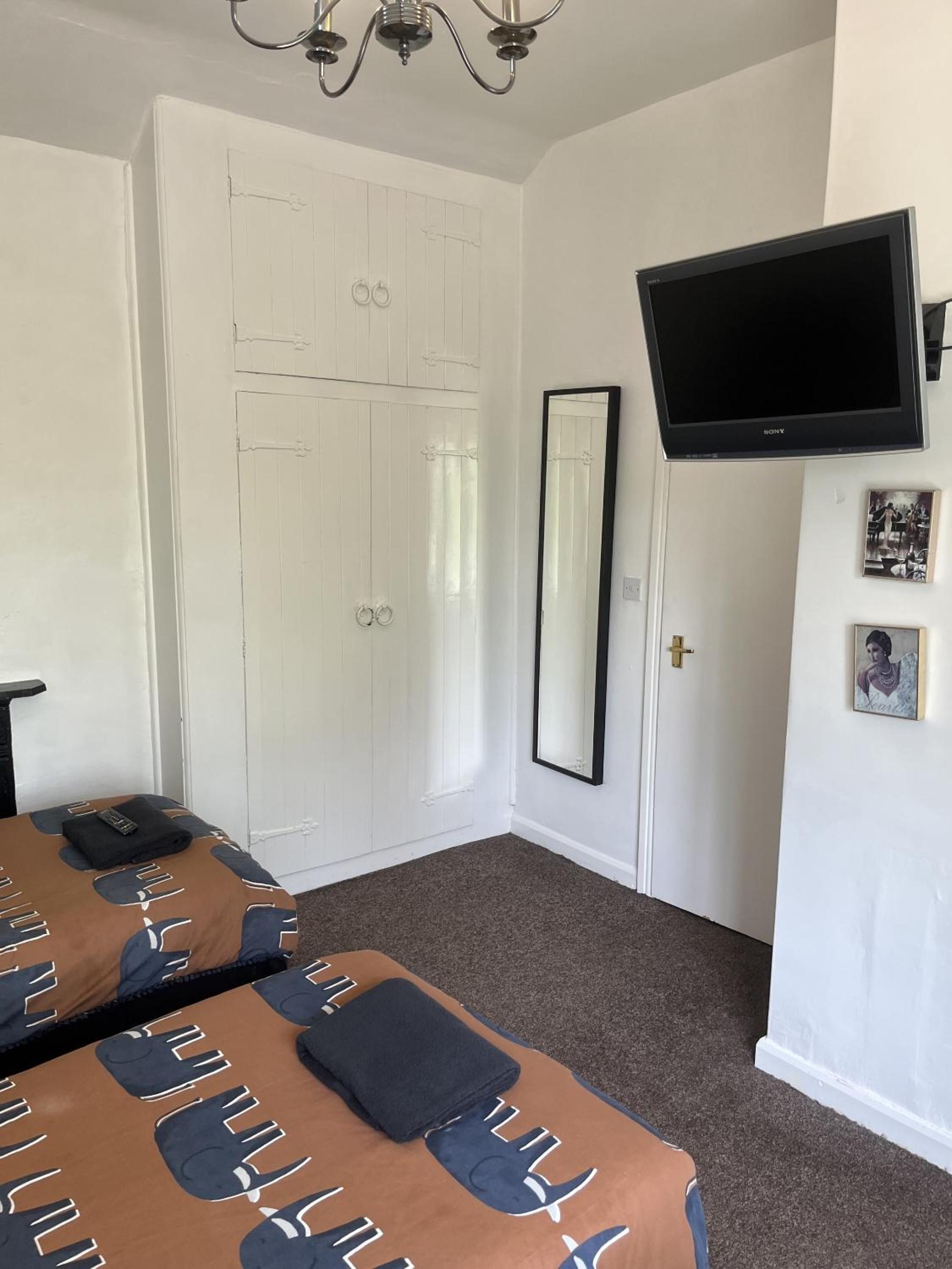 Superior Twin Room with Garden View photo 3