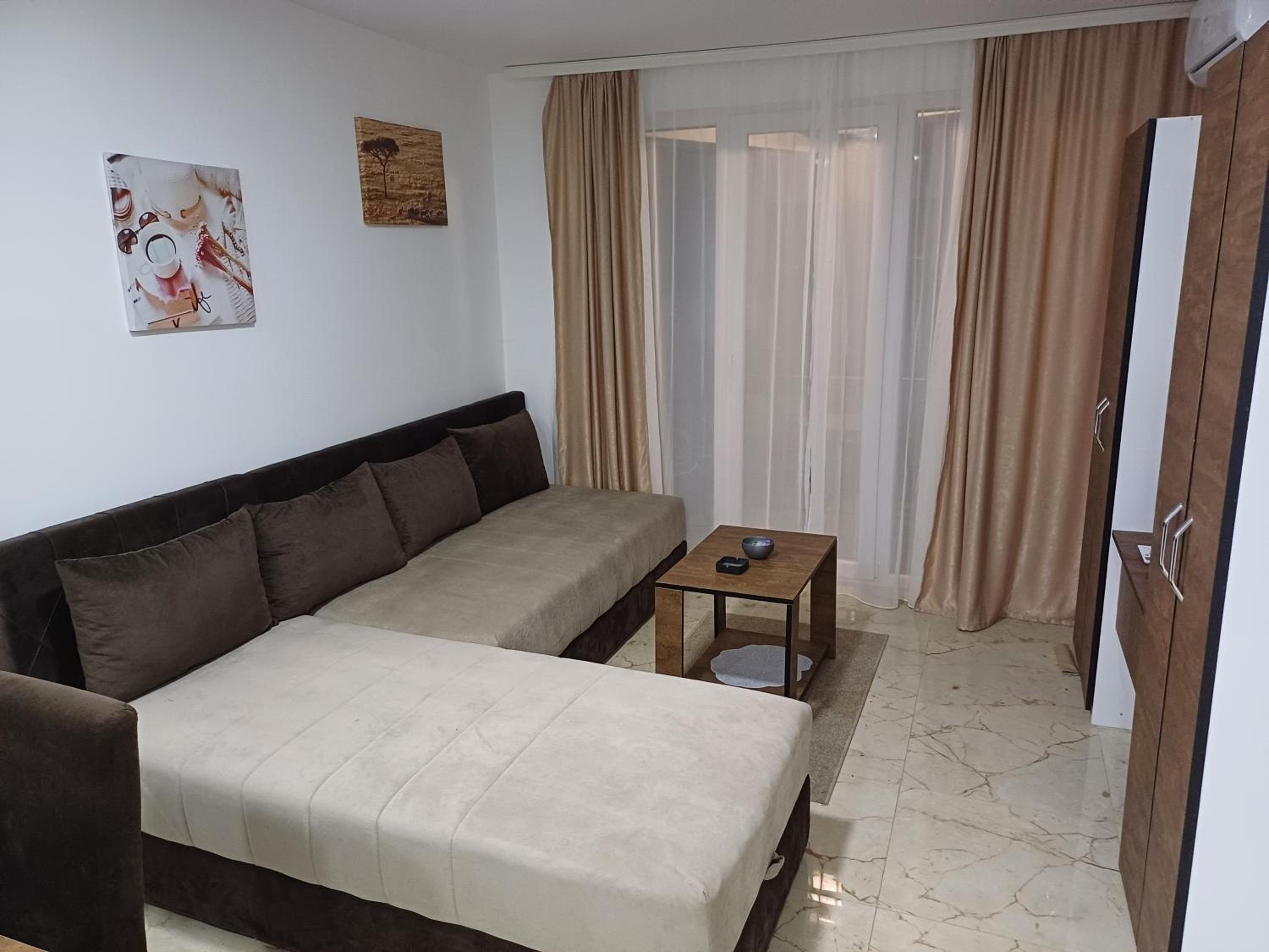 Apartment - Ground Floor photo 3