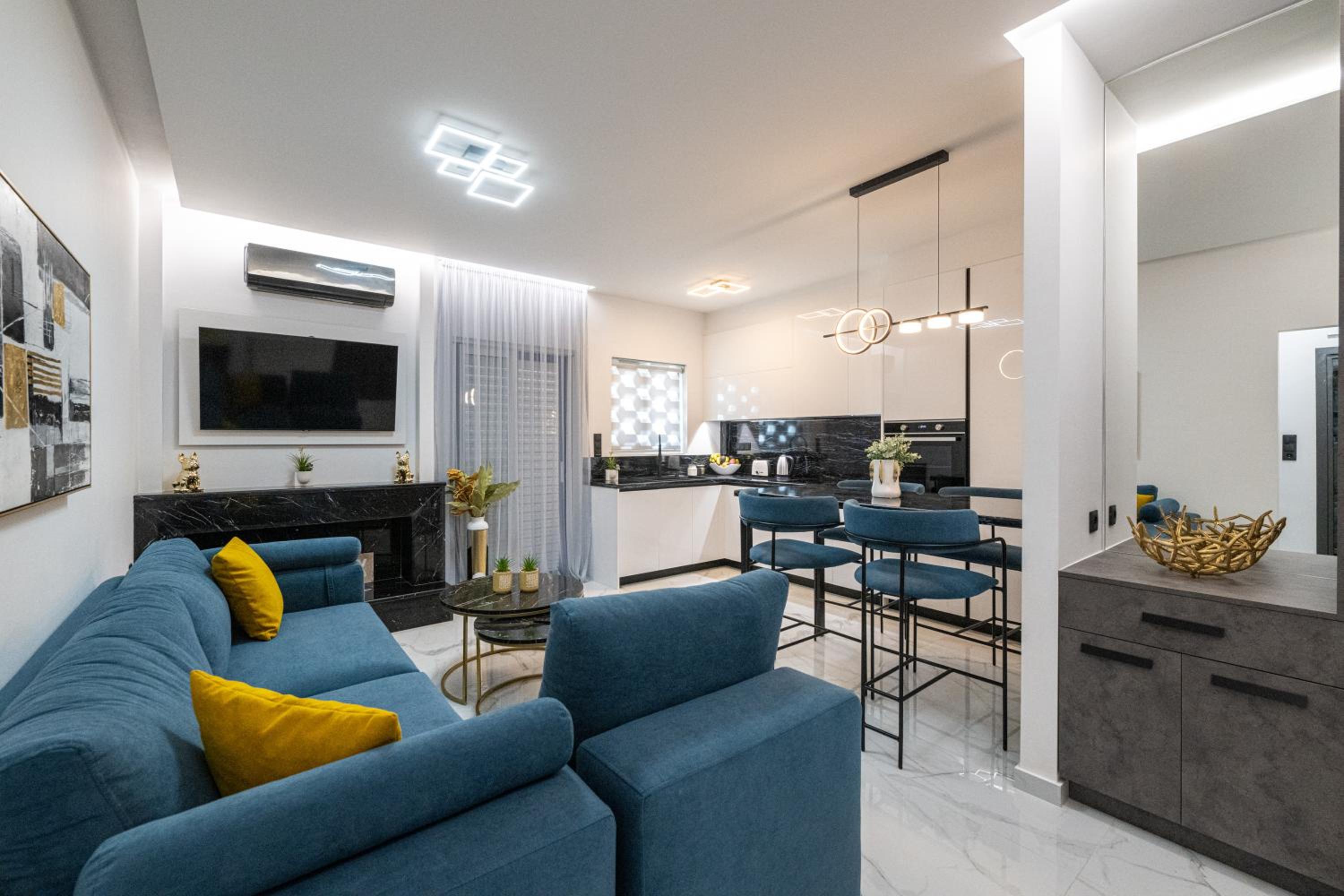 One-Bedroom Apartment