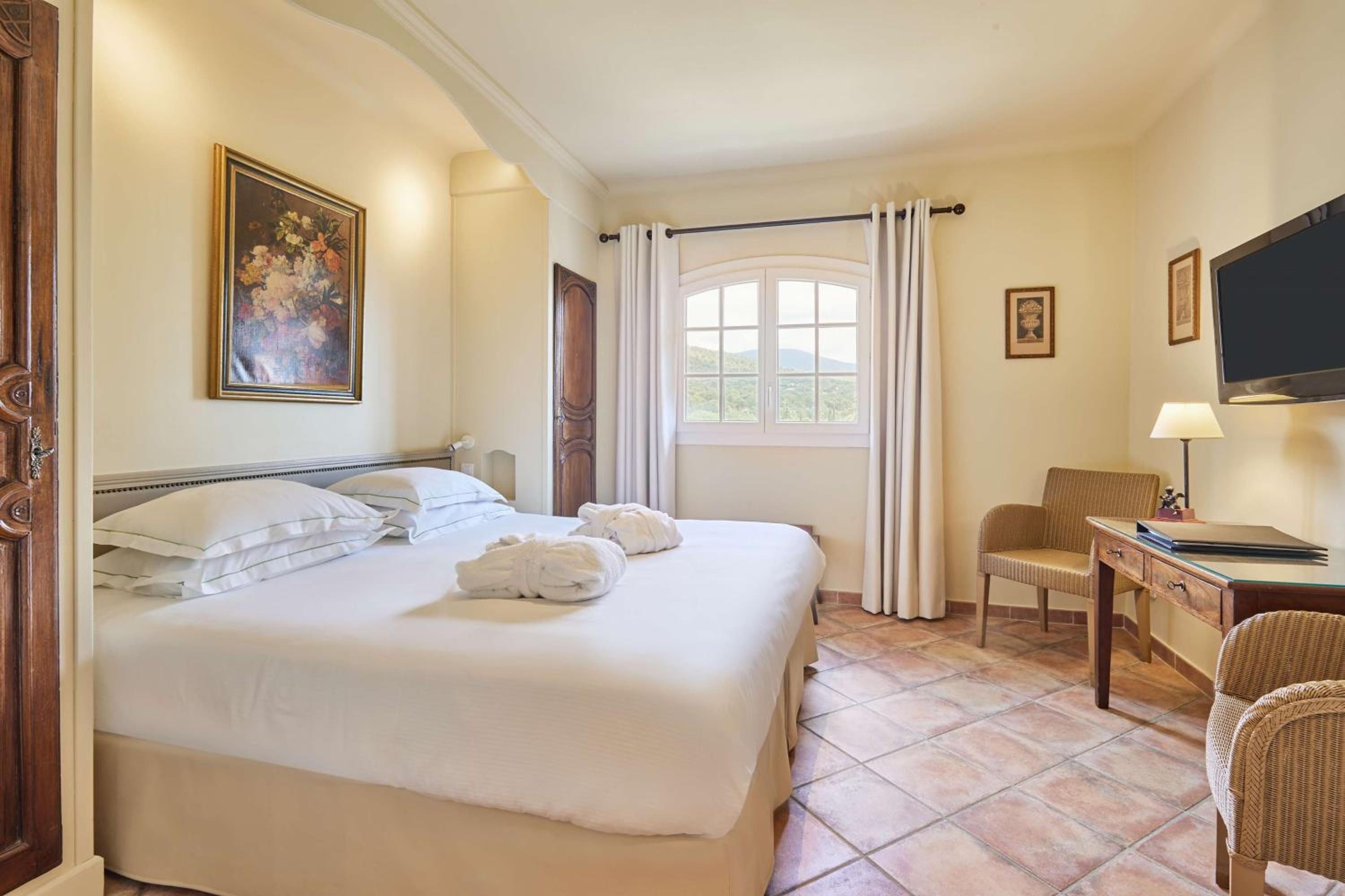 Comfort Room - Photo 1
