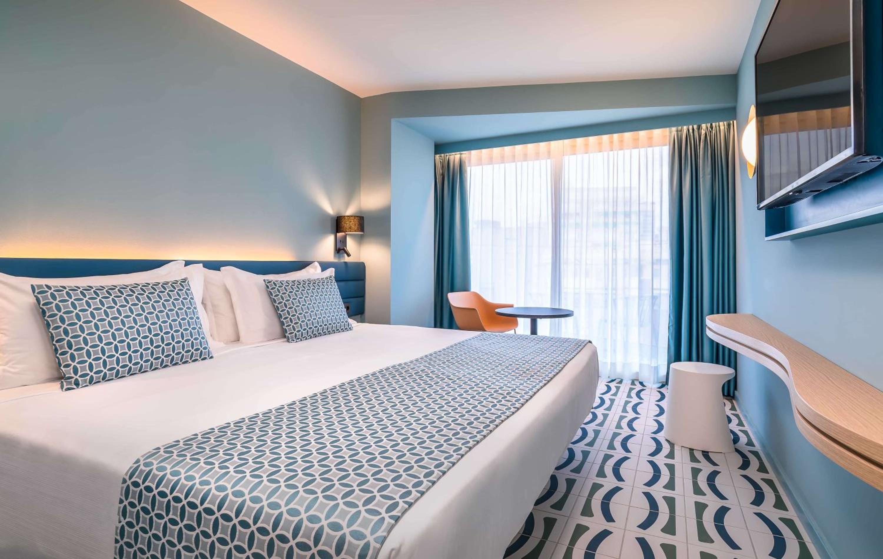 Superior Double or Twin Room with Lateral Sea View - Photo 2
