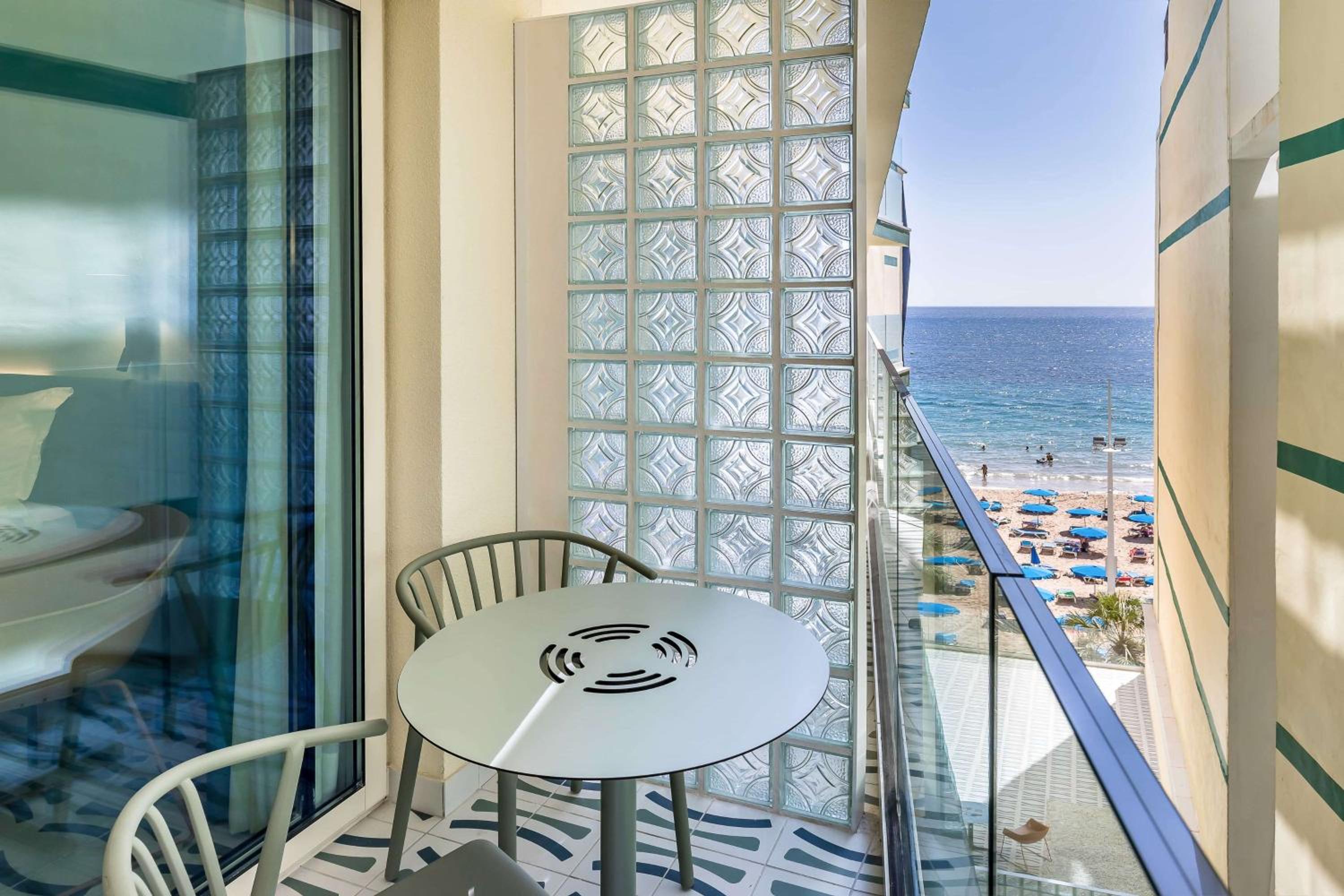 Double Room with Terrace - Photo 9
