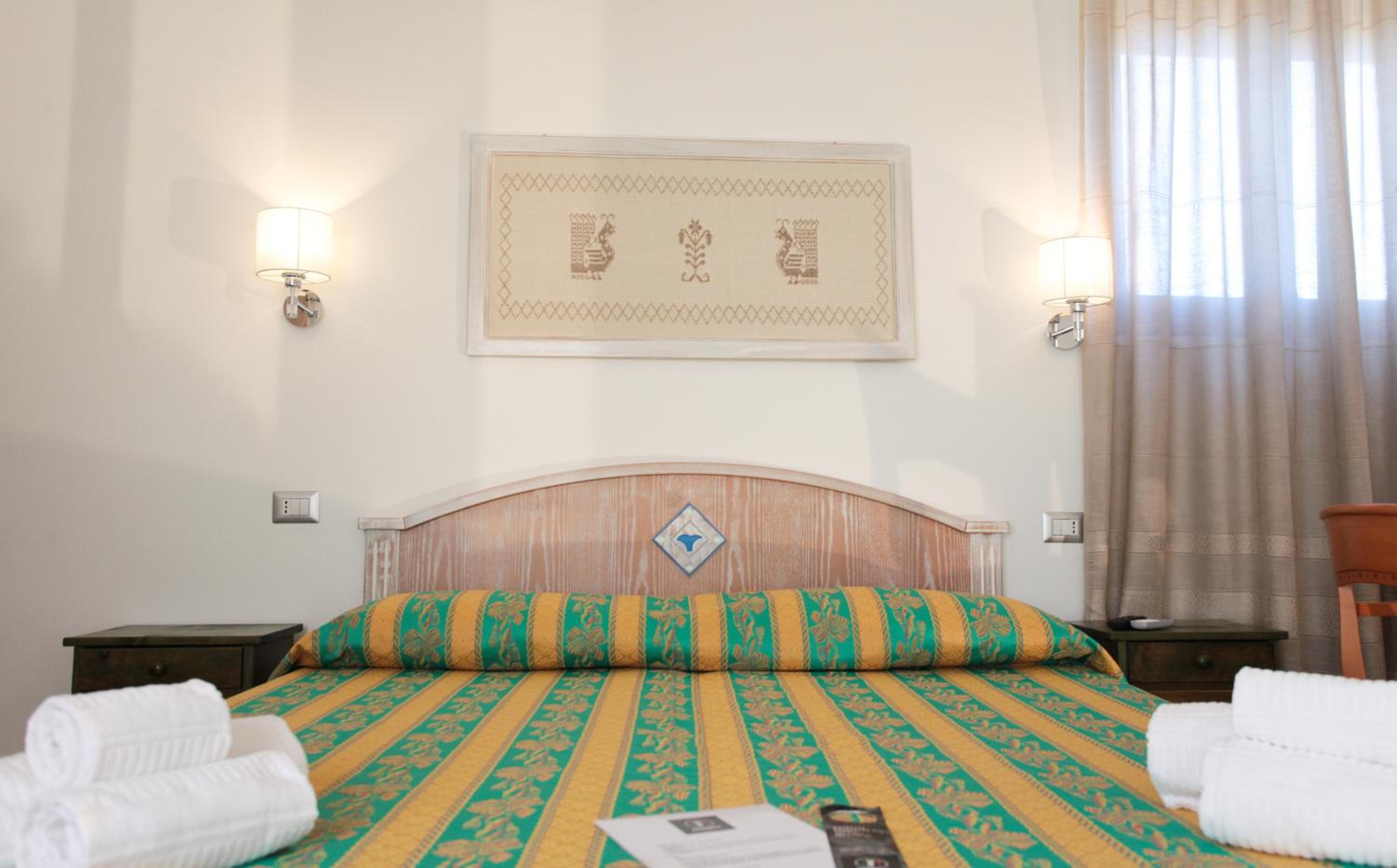 Deluxe Triple Room photo 3