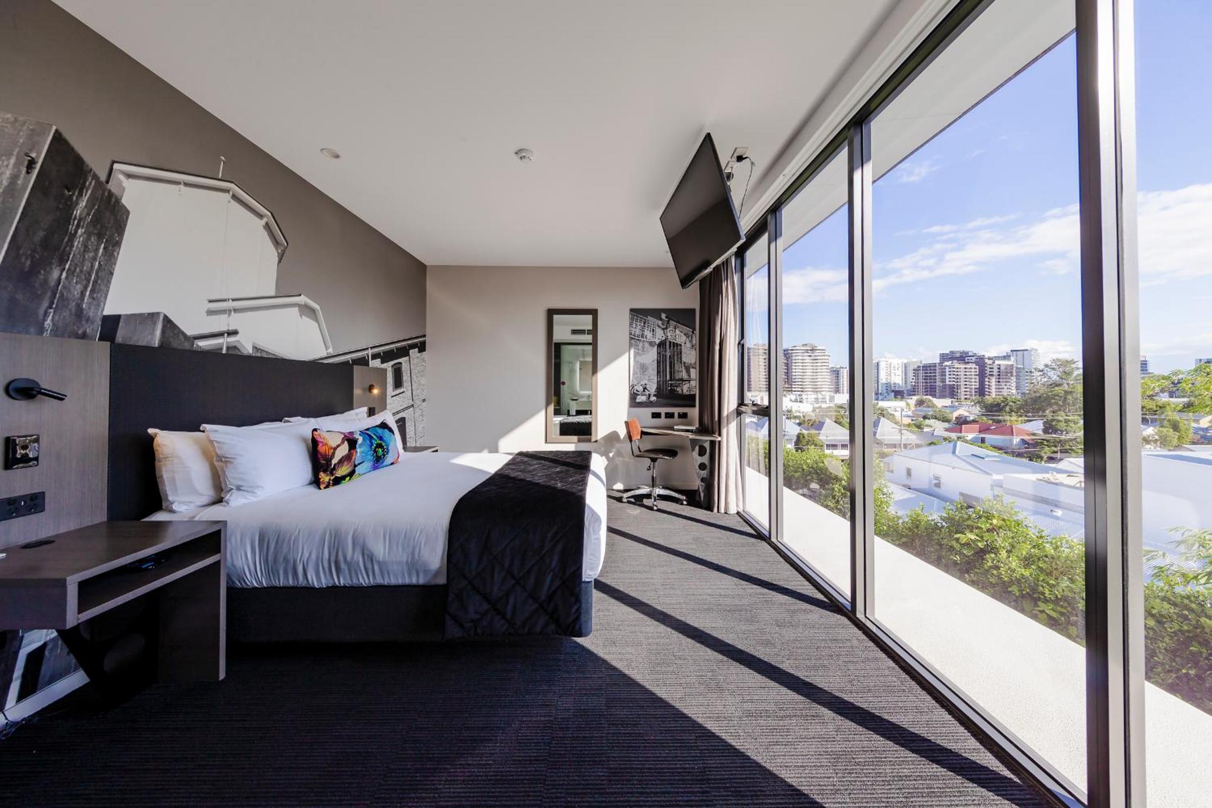 Superior City View Queen Room