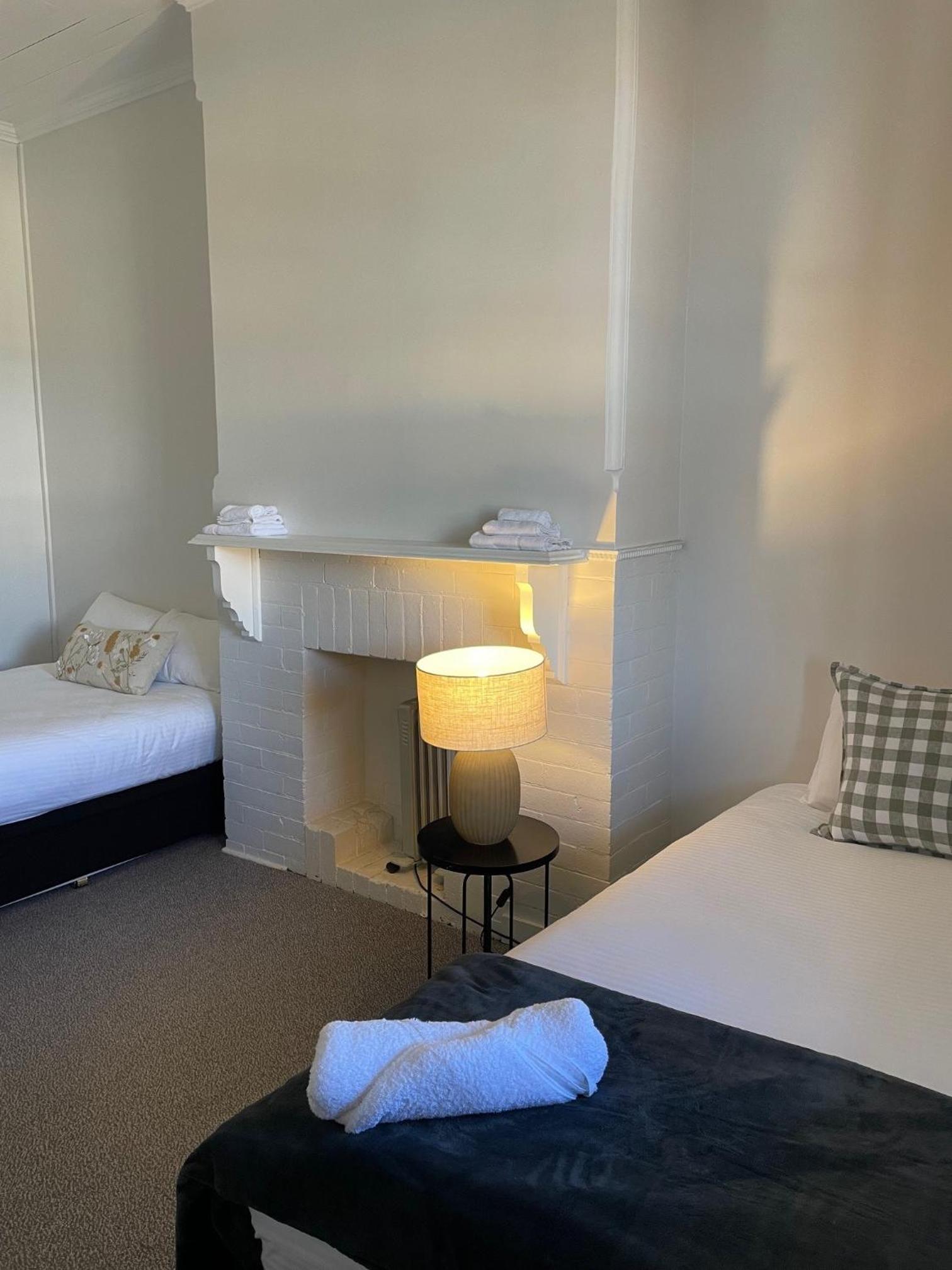 Double Room with Extra Bed photo 3