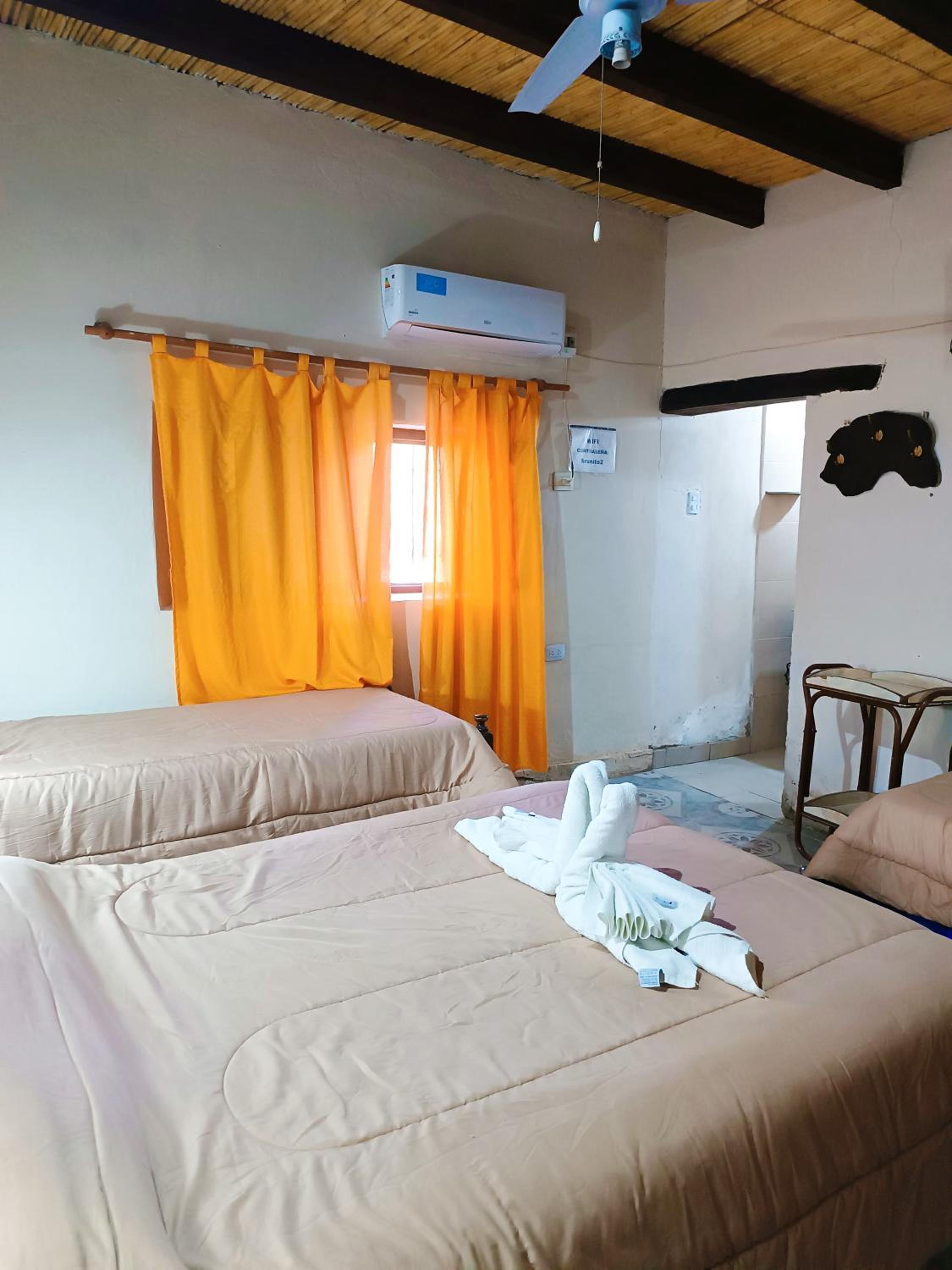 Quadruple Room With Private Bathroom photo 1