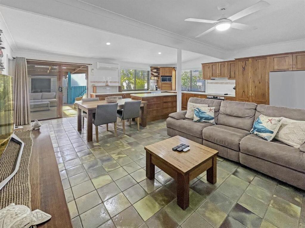 Three-Bedroom Vacation Home  photo 1