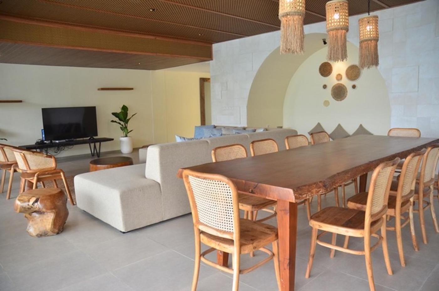 Villa photo 3