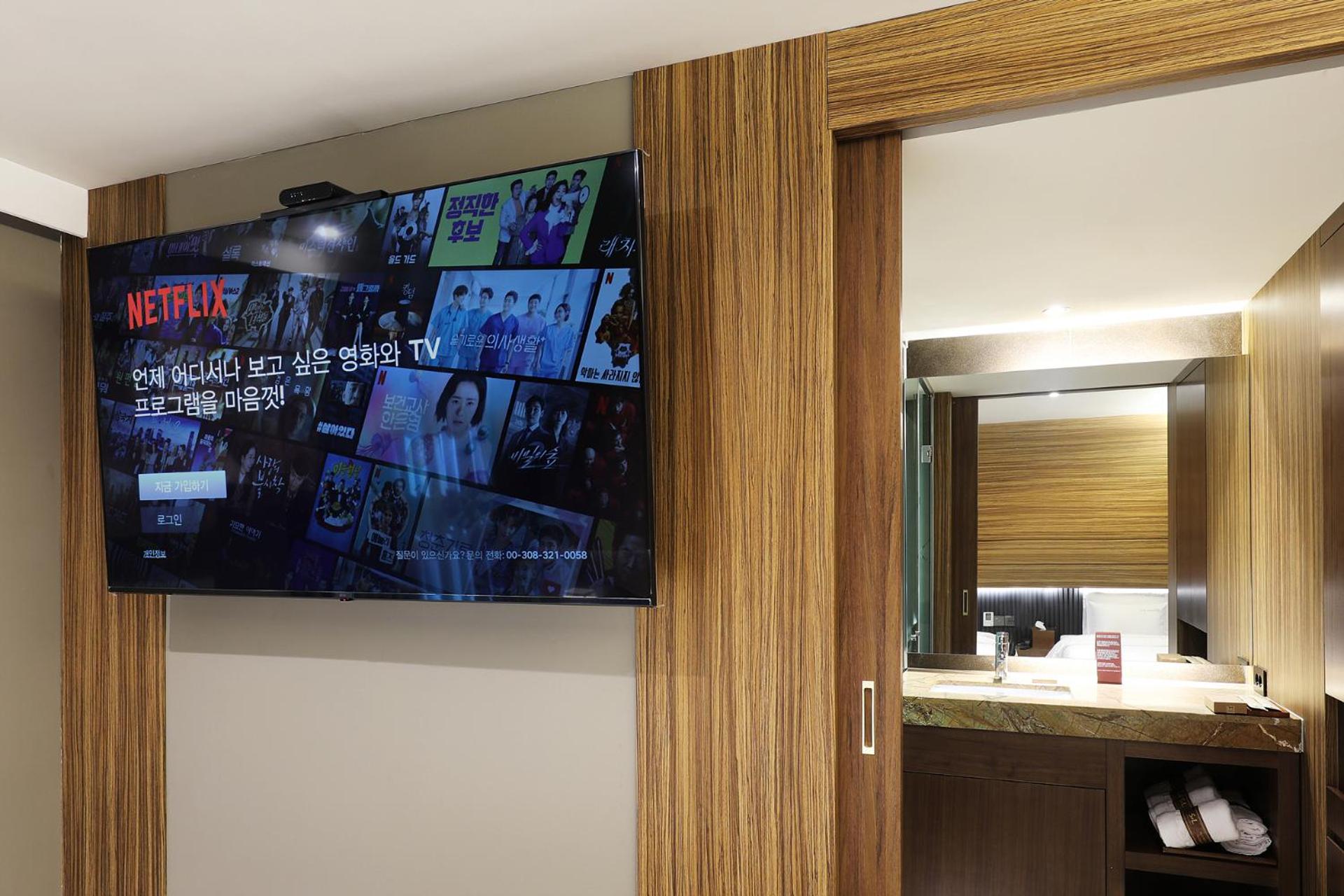 Twin Room - Photo 5