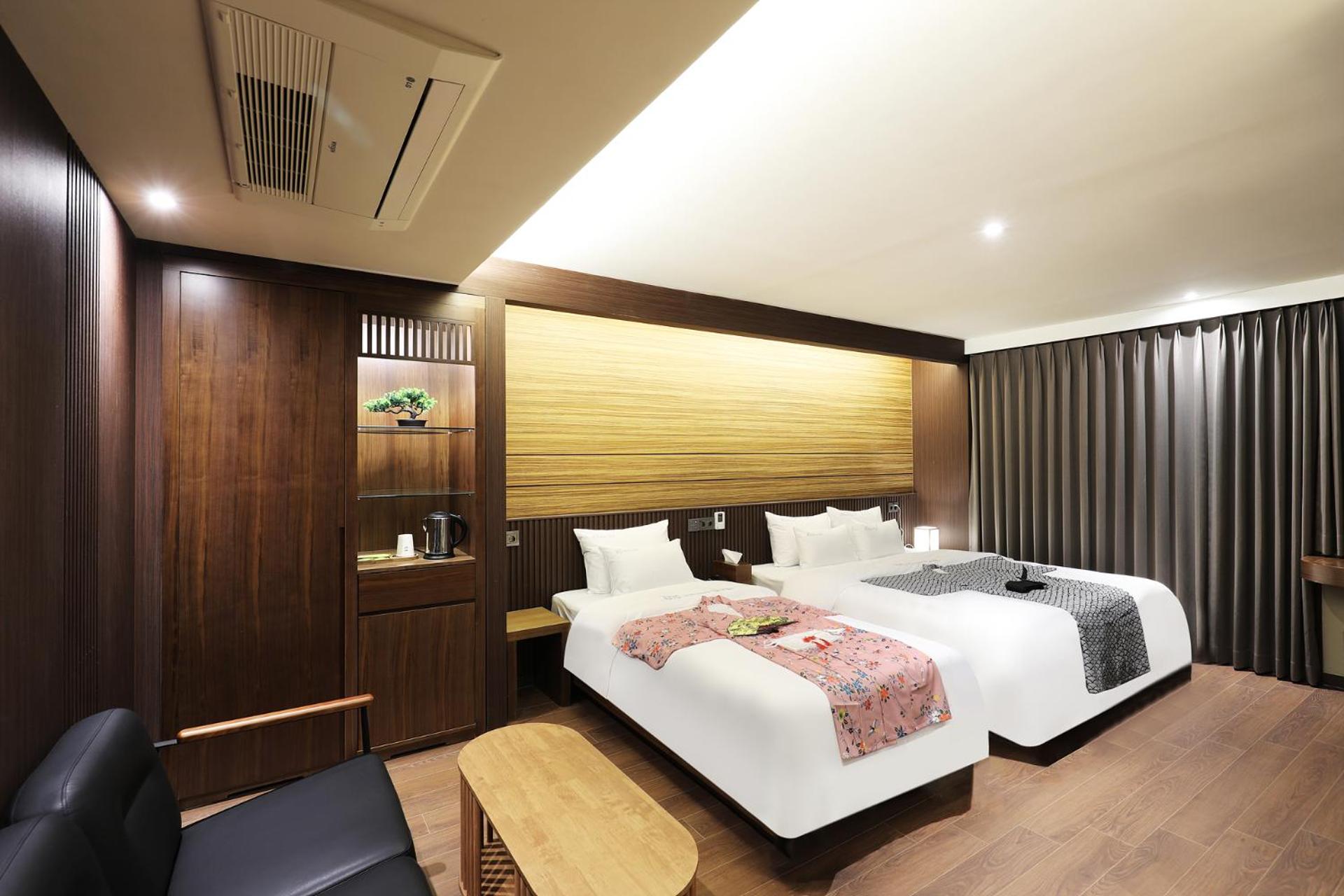 Ryokan Style Room with Sauna 2